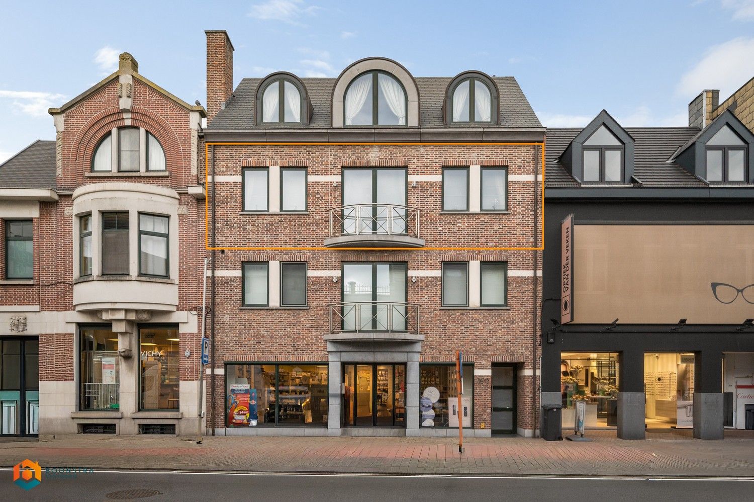 Appartement met 2 slpkrs foto {{pictureIndex}}