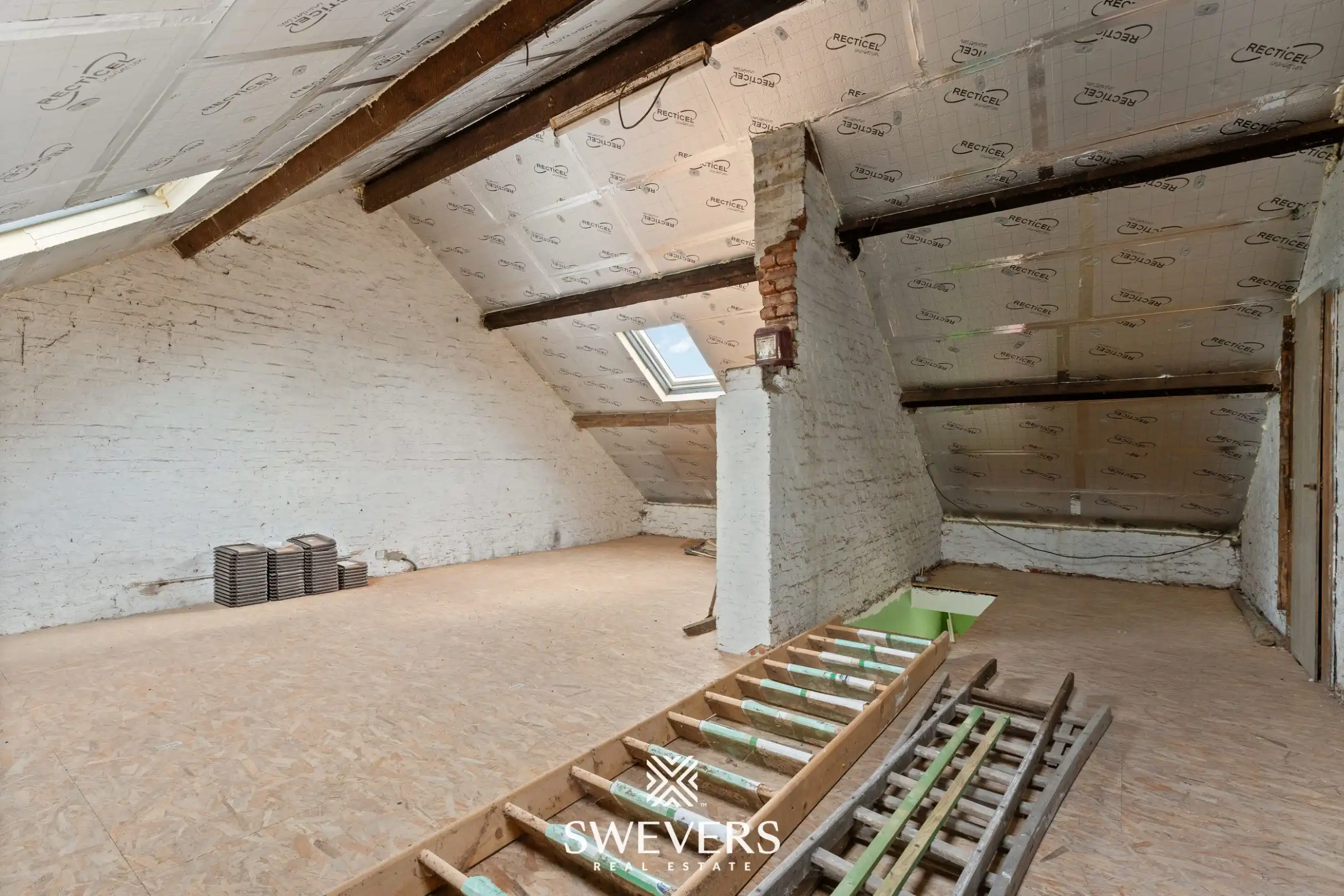 Gezellige woning met moderne keuken op groot perceel in Gingelom foto 20