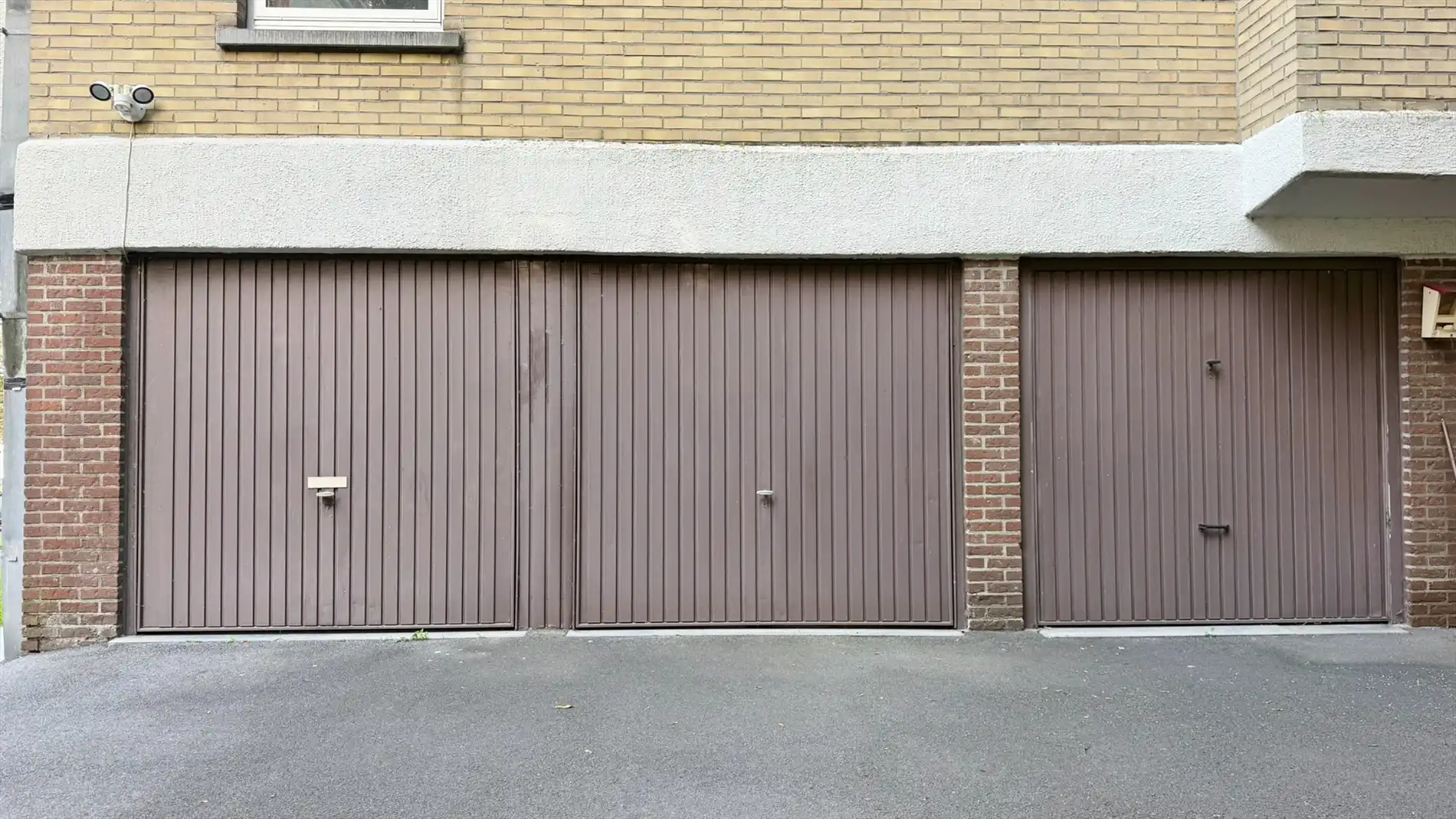 Ruim en lichtrijk appartement met garage, terras en open zicht foto 14