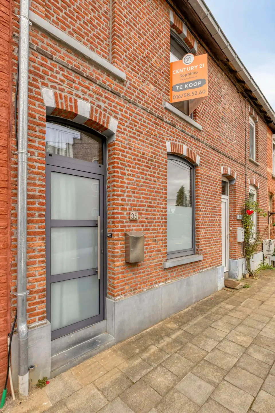 Gezellige woning met tuin foto 2