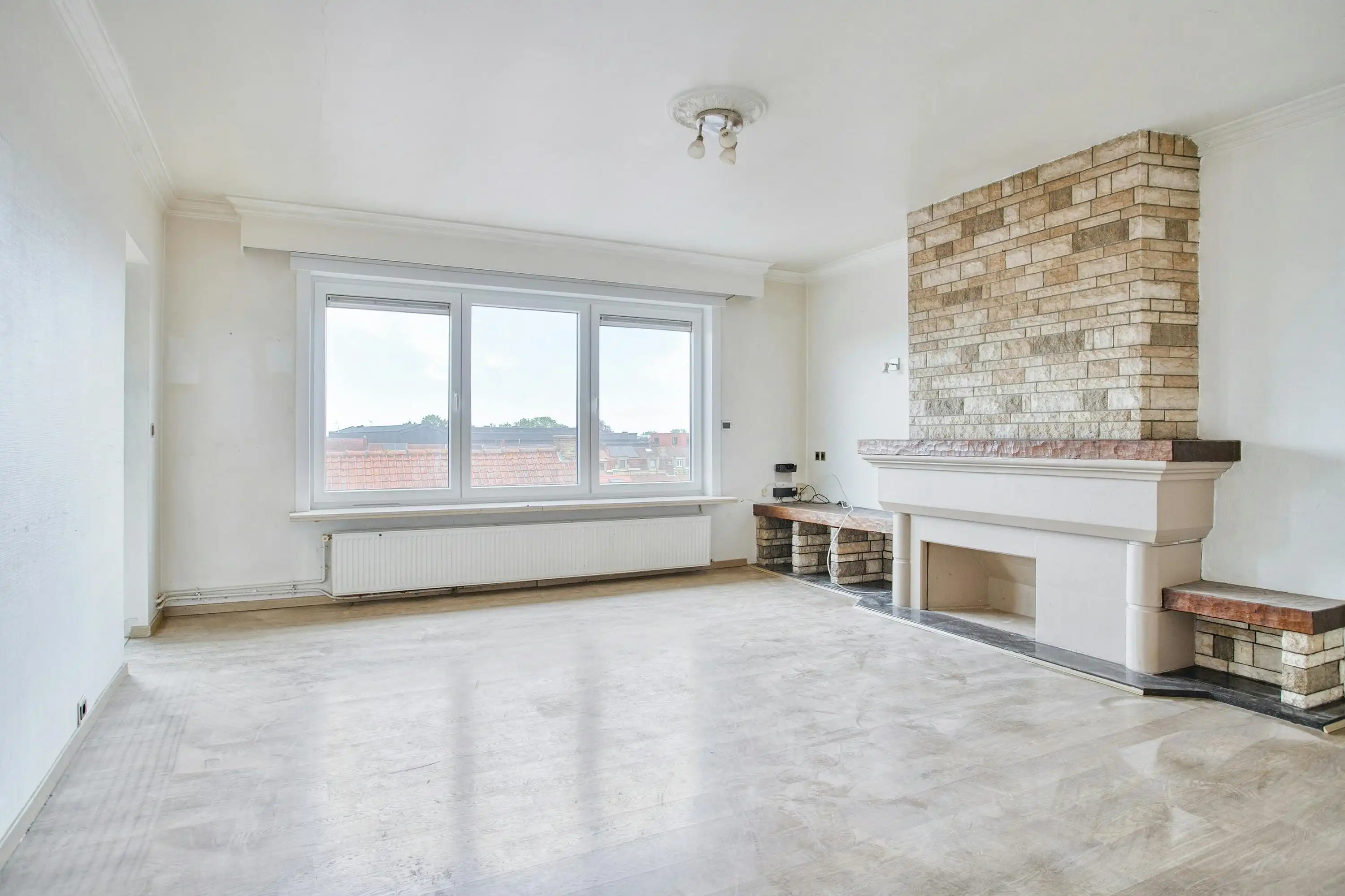 Op te frissen appartement met 2 slaapkamers in Ieper foto 3