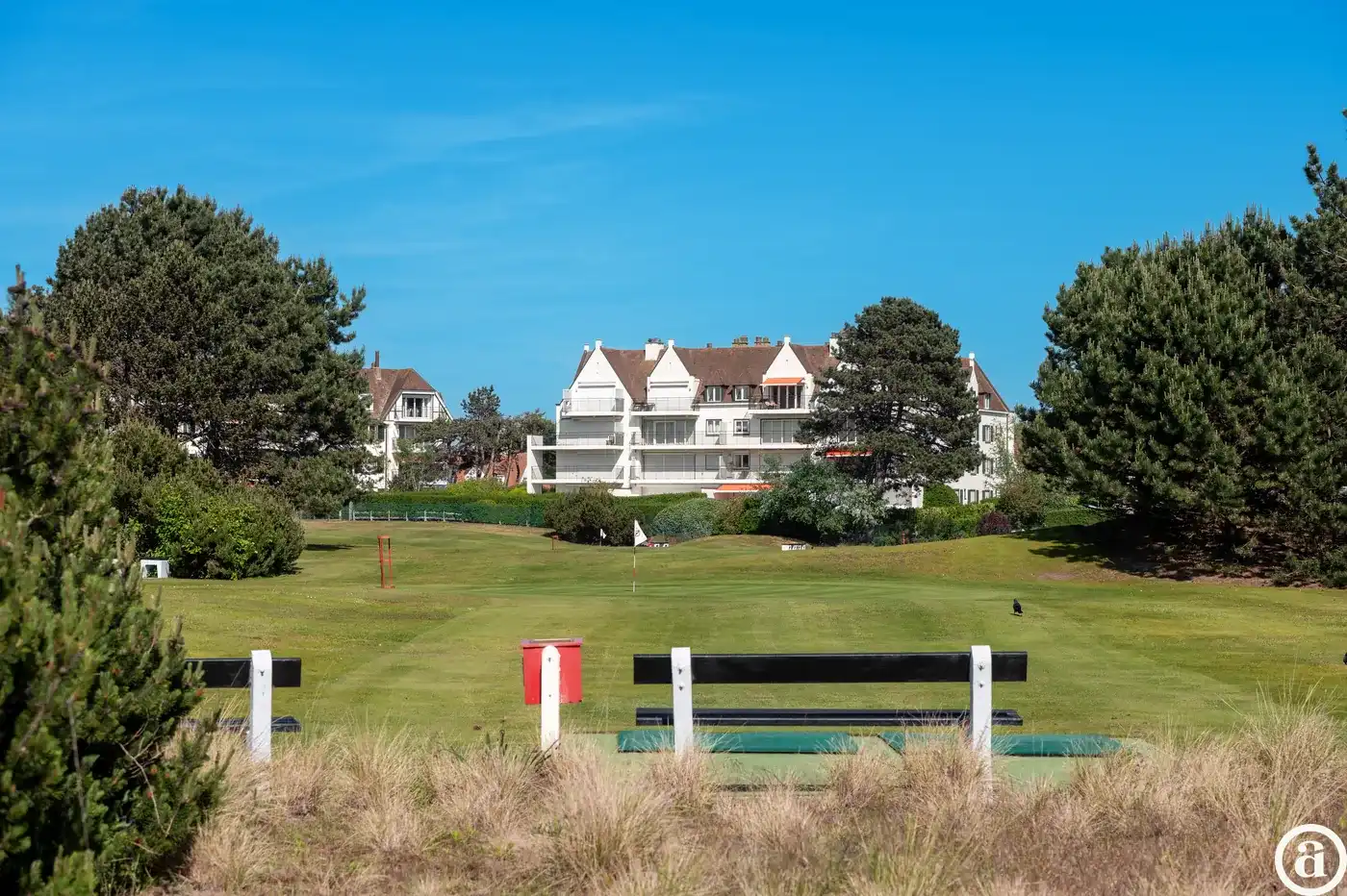 Exclusief appartement met open zicht op de Approach Golf in het hart van het Zoute. foto 4