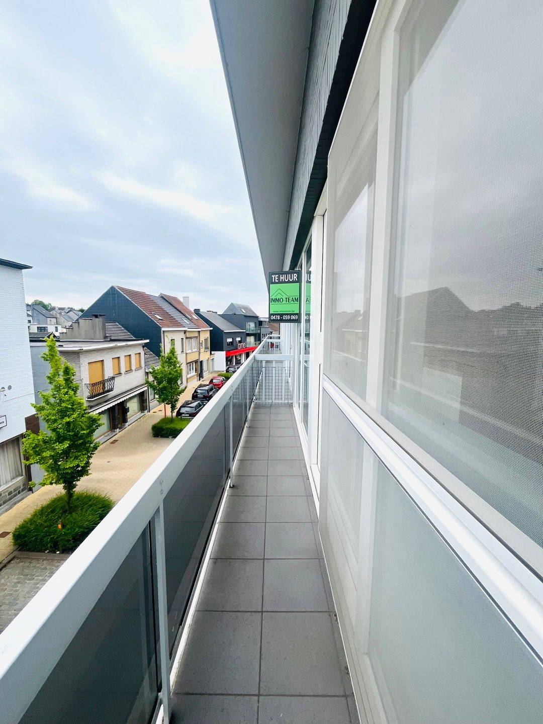 APPARTEMENT OP WANDELAFSTAND VAN HET CENTRUM. foto 11