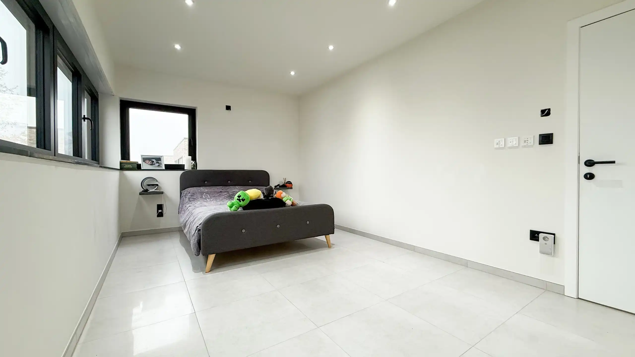 Exclusieve villa met hoogwaardige afwerking Genk! foto 31