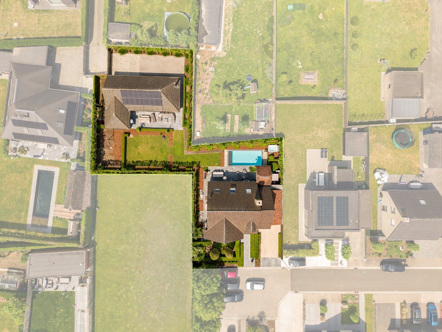 Luxueuze villa met zwembad, poolhouse en vier slaapkamers  foto 35