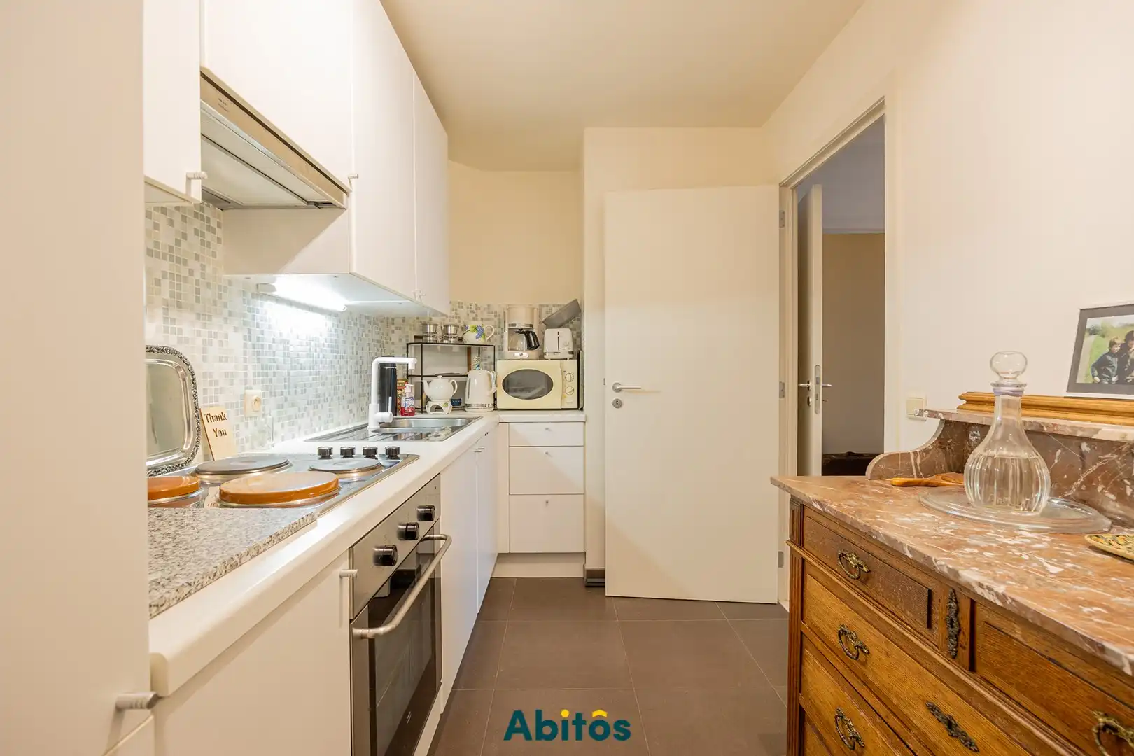 Appartement met hotelfaciliteiten en zwembad in Residentie Mayflower foto 6