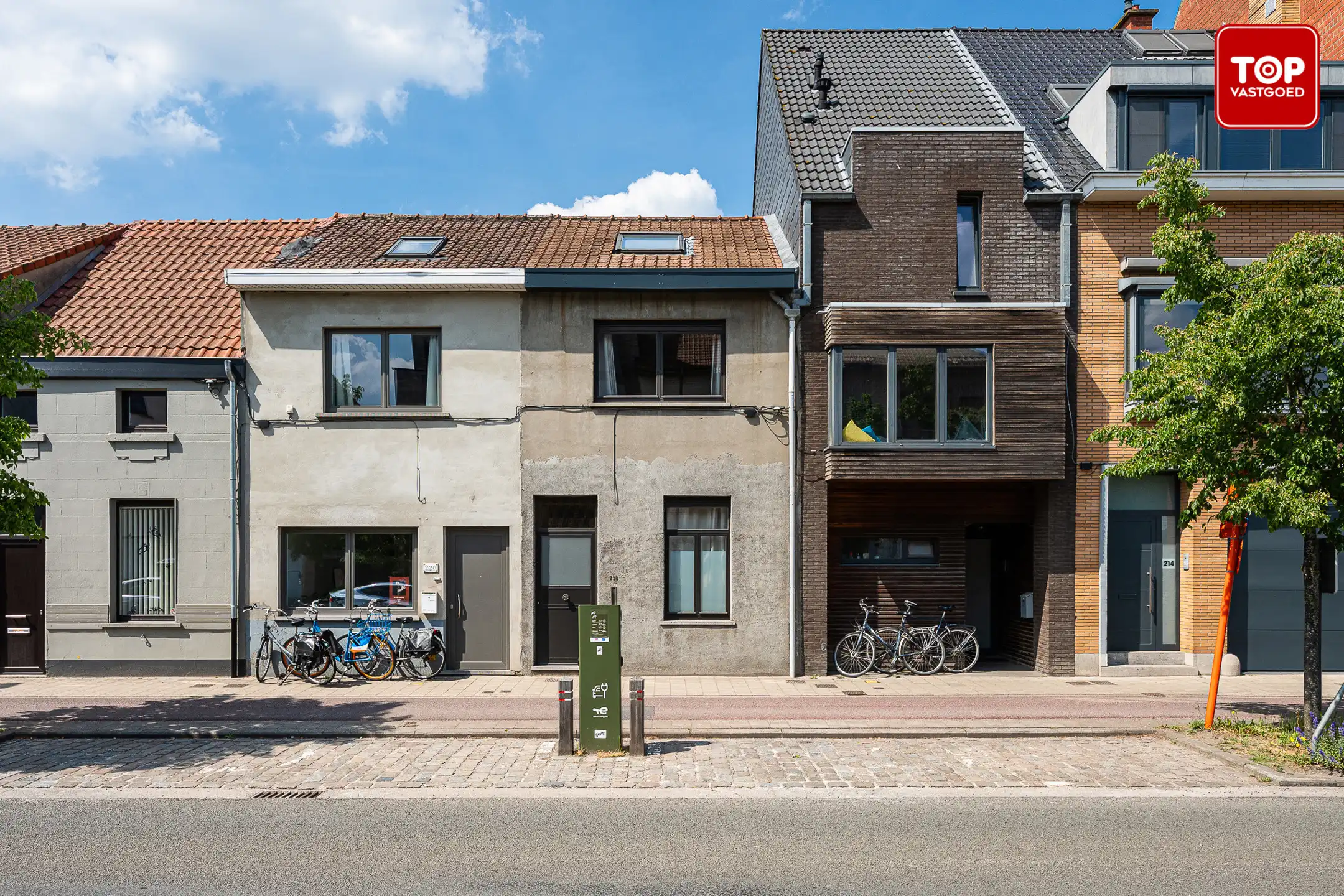 Charmante woning op TOP ligging met 4 slaapkamers en prachtige tuin foto 2