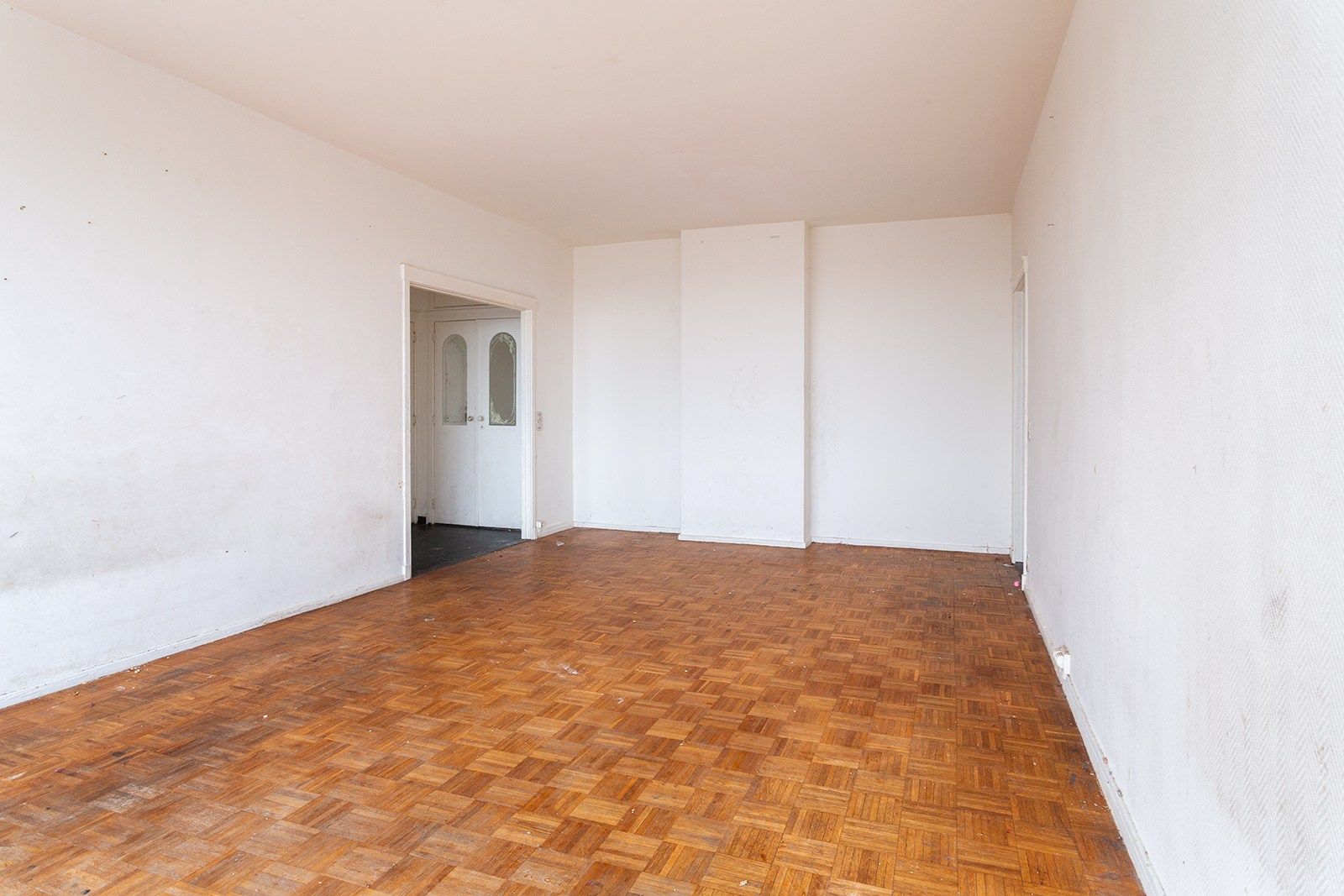 Te renoveren tweeslaapkamerappartement  foto 6