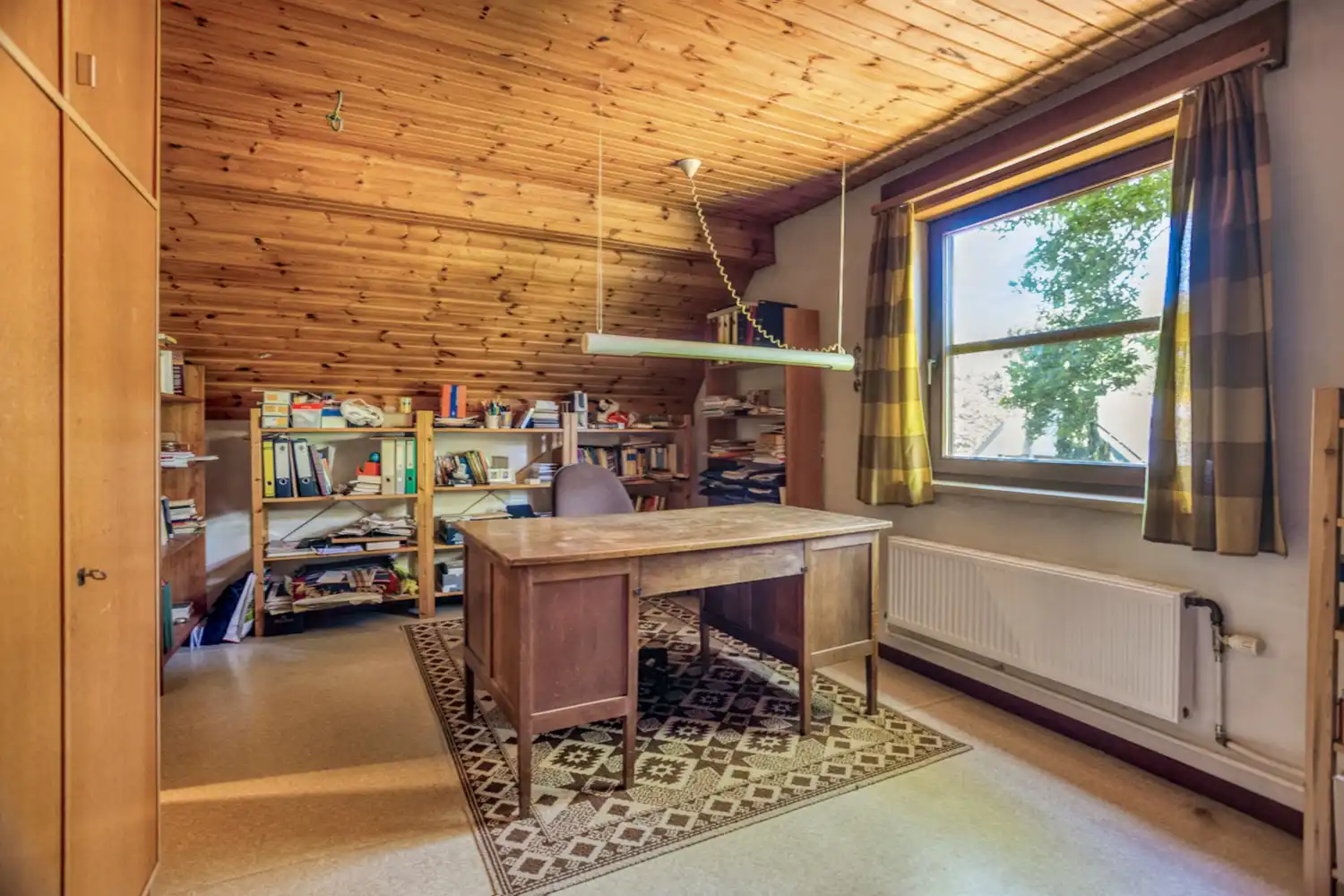 Prachtige, achterin gelegen villa op 22a15ca foto 27