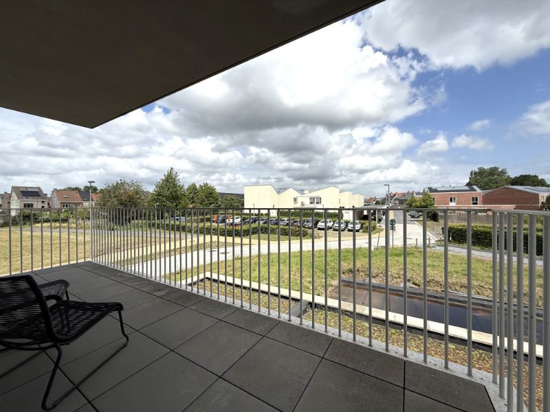 Modern en rustig gelegen appartement met mooi terras foto 11