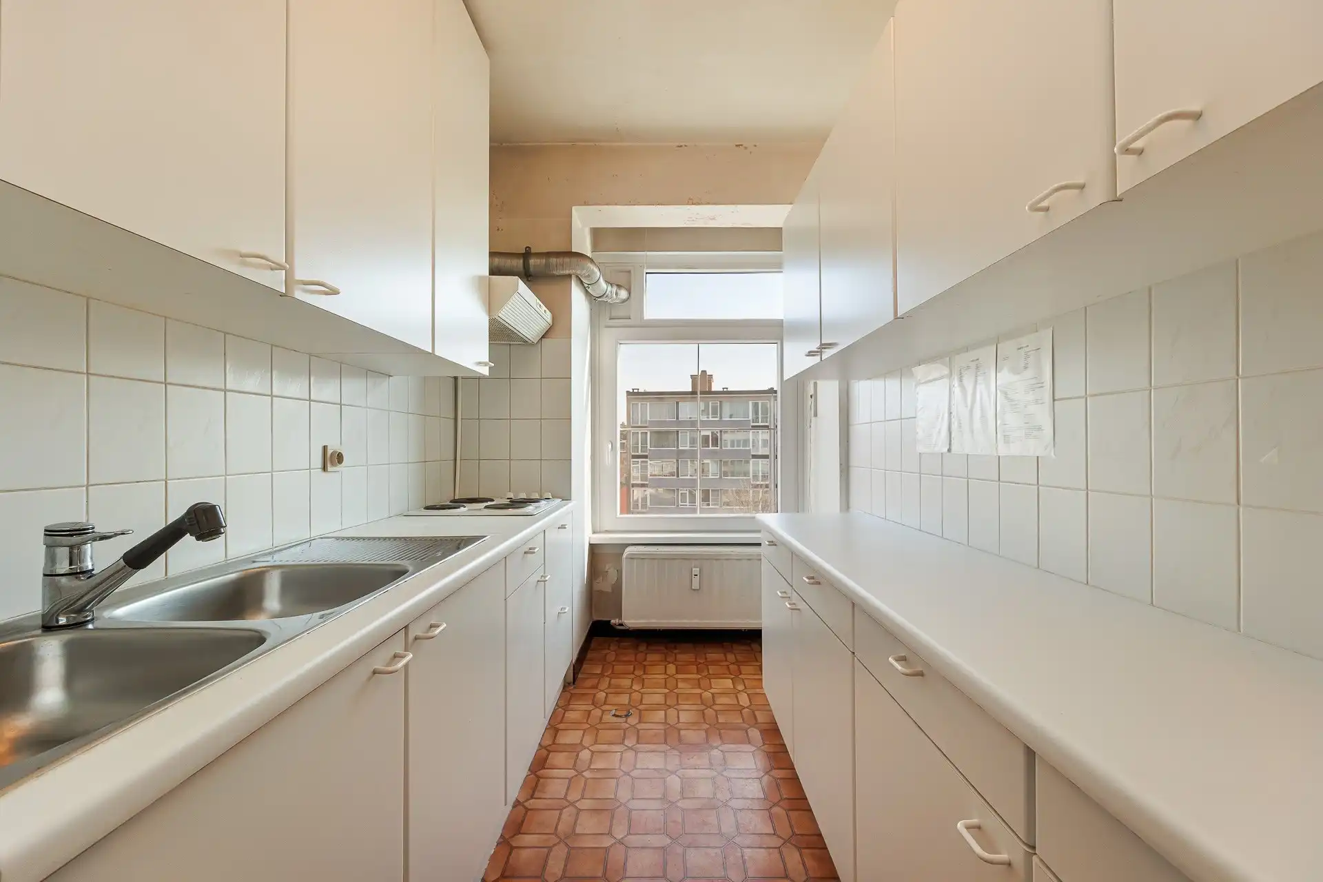 Lichtrijk appartement met garage nabij park Ertbrugge foto 15