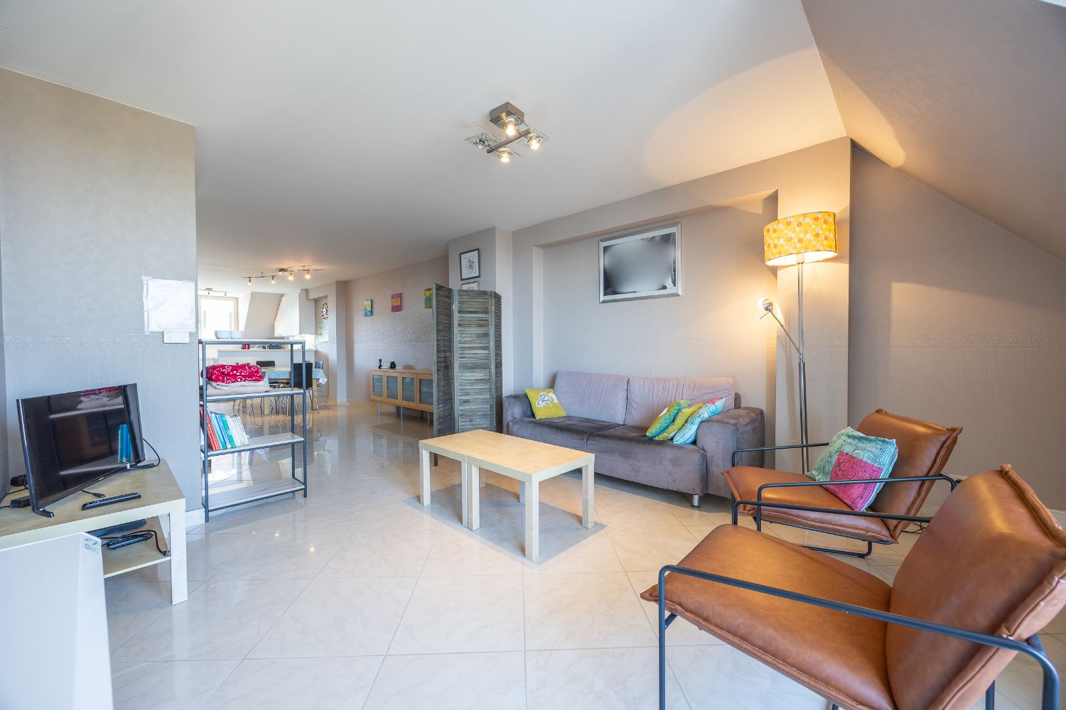 Uiterst ruim duplex-appartement op fantastische ligging foto 2