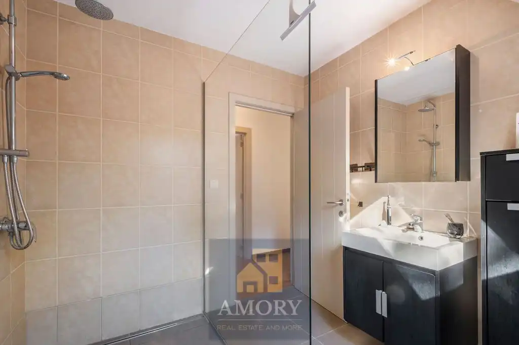 Karaktervolle villa met uitzonderlijke tuin op toplocatie! foto 24