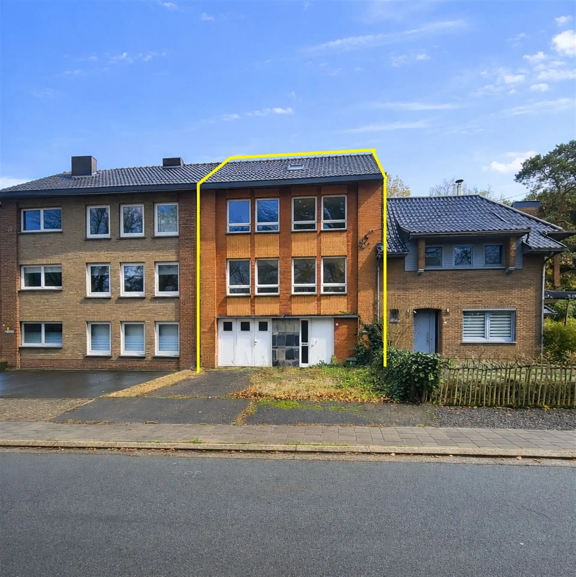 Hoofdfoto van de publicatie: Renovatiewoning op topligging 