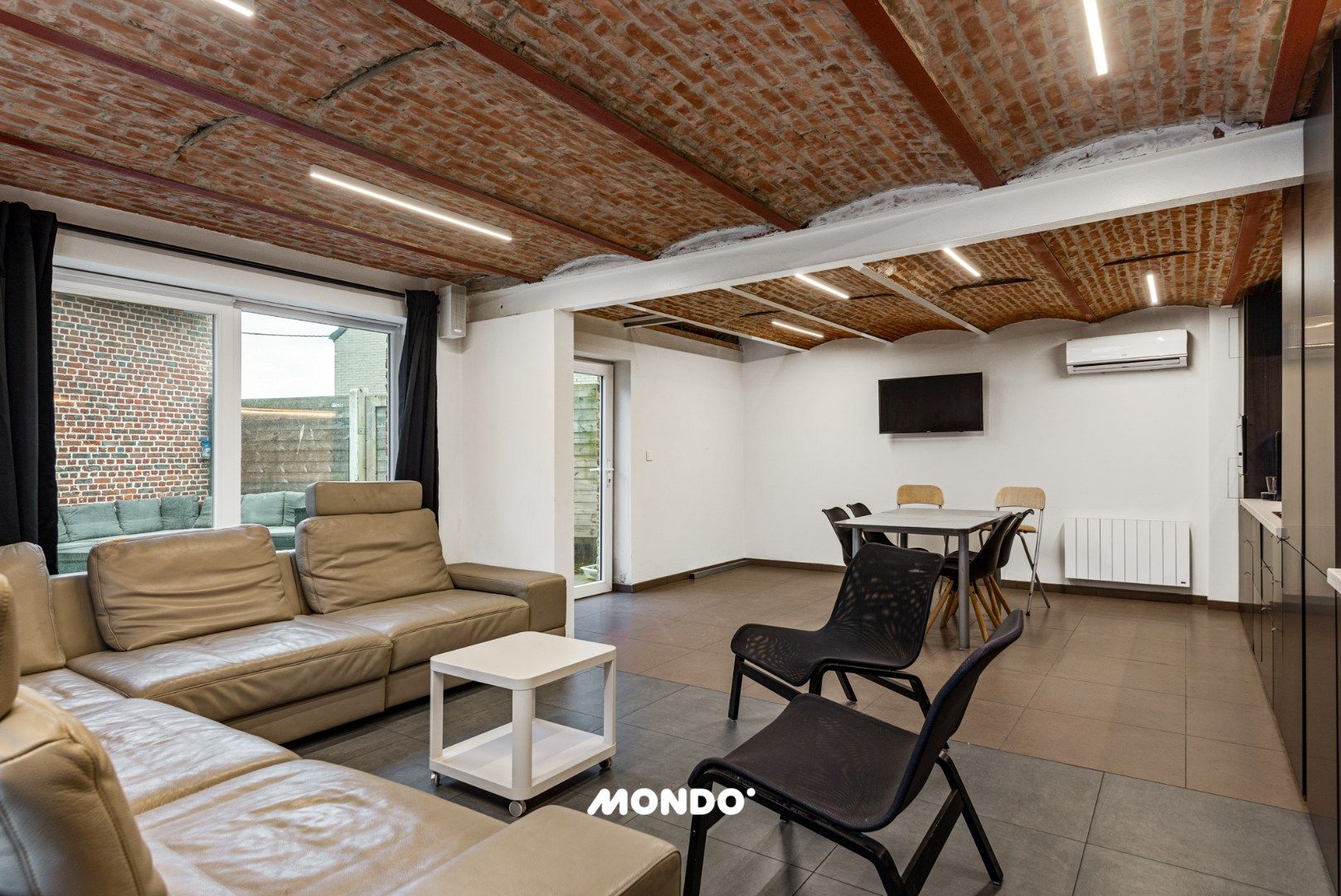 Ruime gezinswoning (5SLK) Meise: met Poolhouse, zwembad en 60m² Opslag/Garage. foto 16