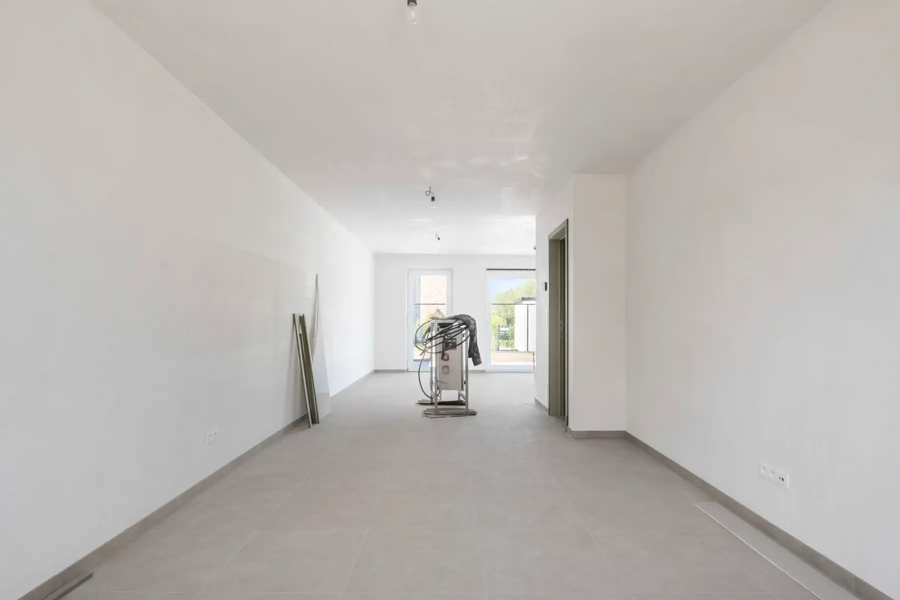 Nieuwbouw afgewerkte woning te Jabbeke - 6% BTW mogelijk foto 4