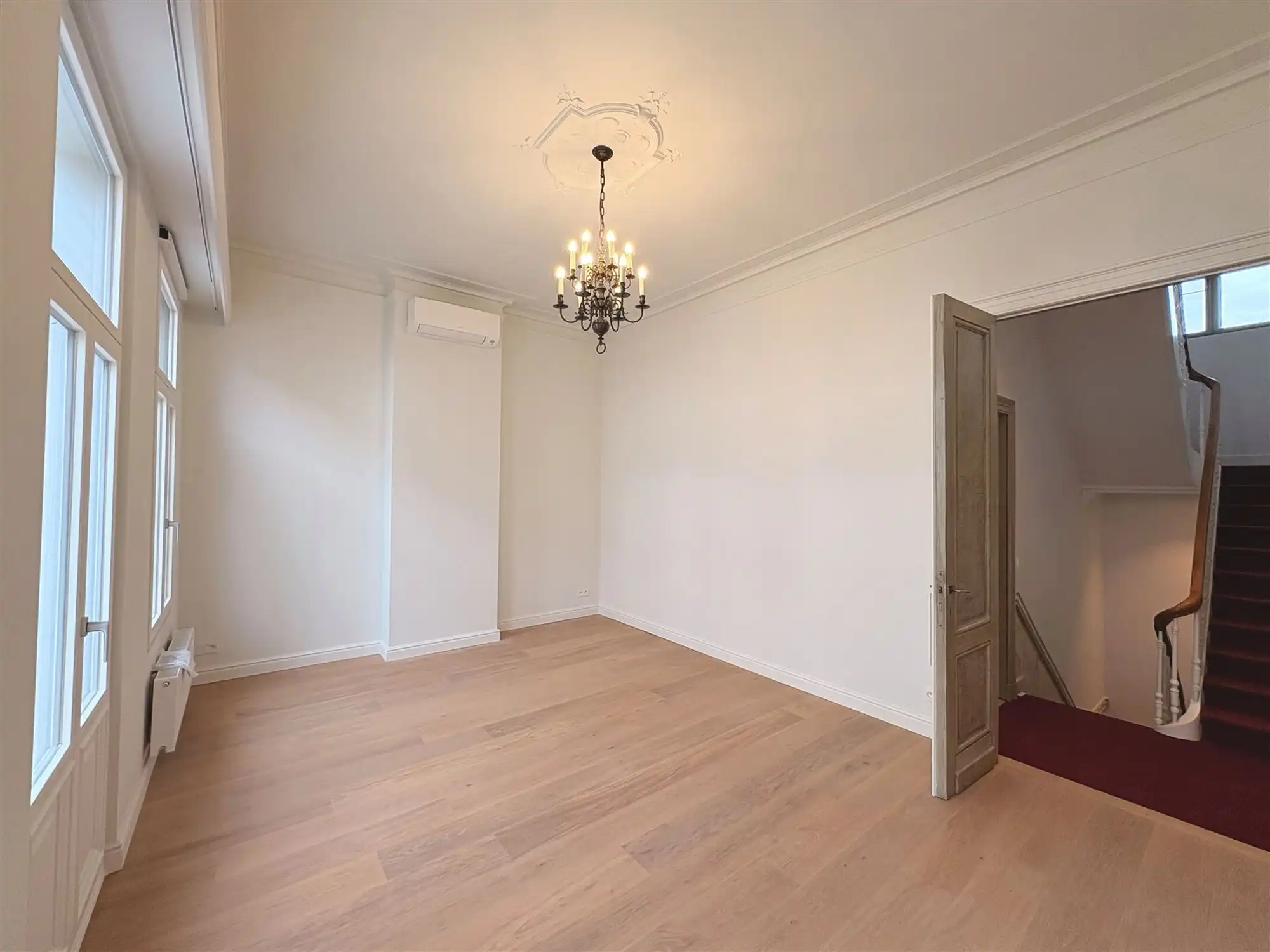 Gerenoveerde herenwoning met 5 slpks in Markgravebuurt. foto 19