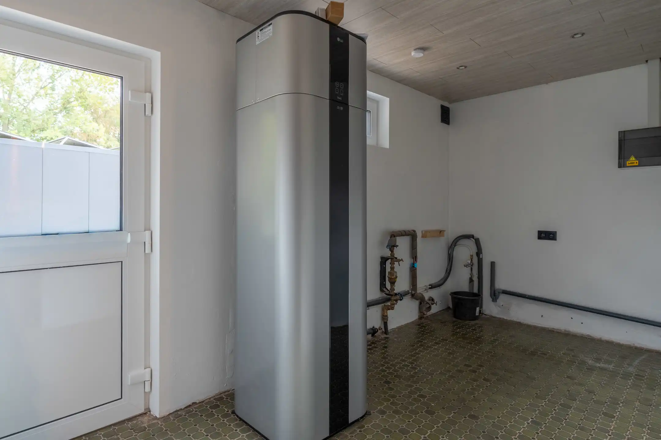 Ger. woning met 3 slpk en grote garage/werkplaats op 1.705 m² foto 23