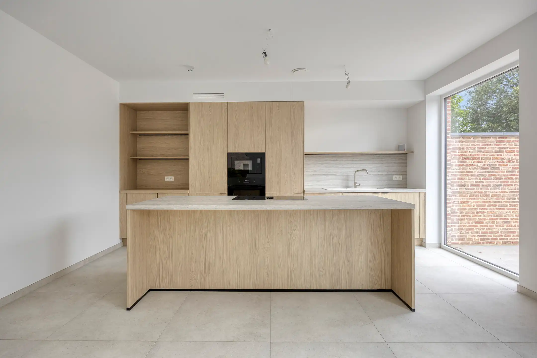 Nieuwbouwwoning met 6 slaapkamers & 3 badkamers (aan 6% btw) foto 6