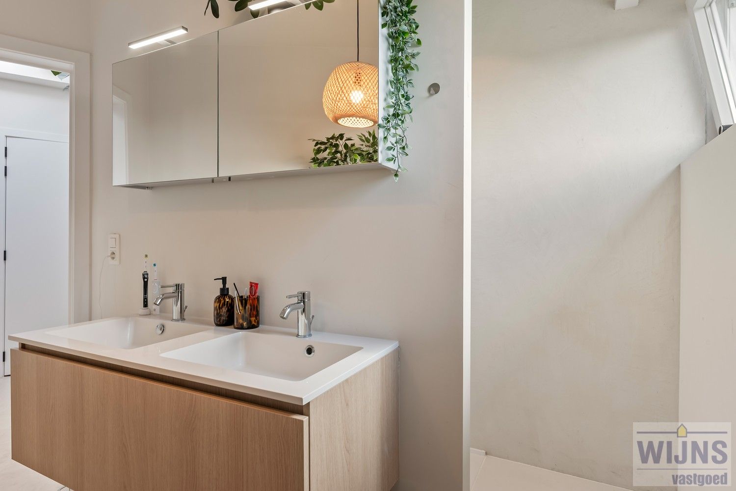 Prachtig appartement met 2 slpkm foto 16