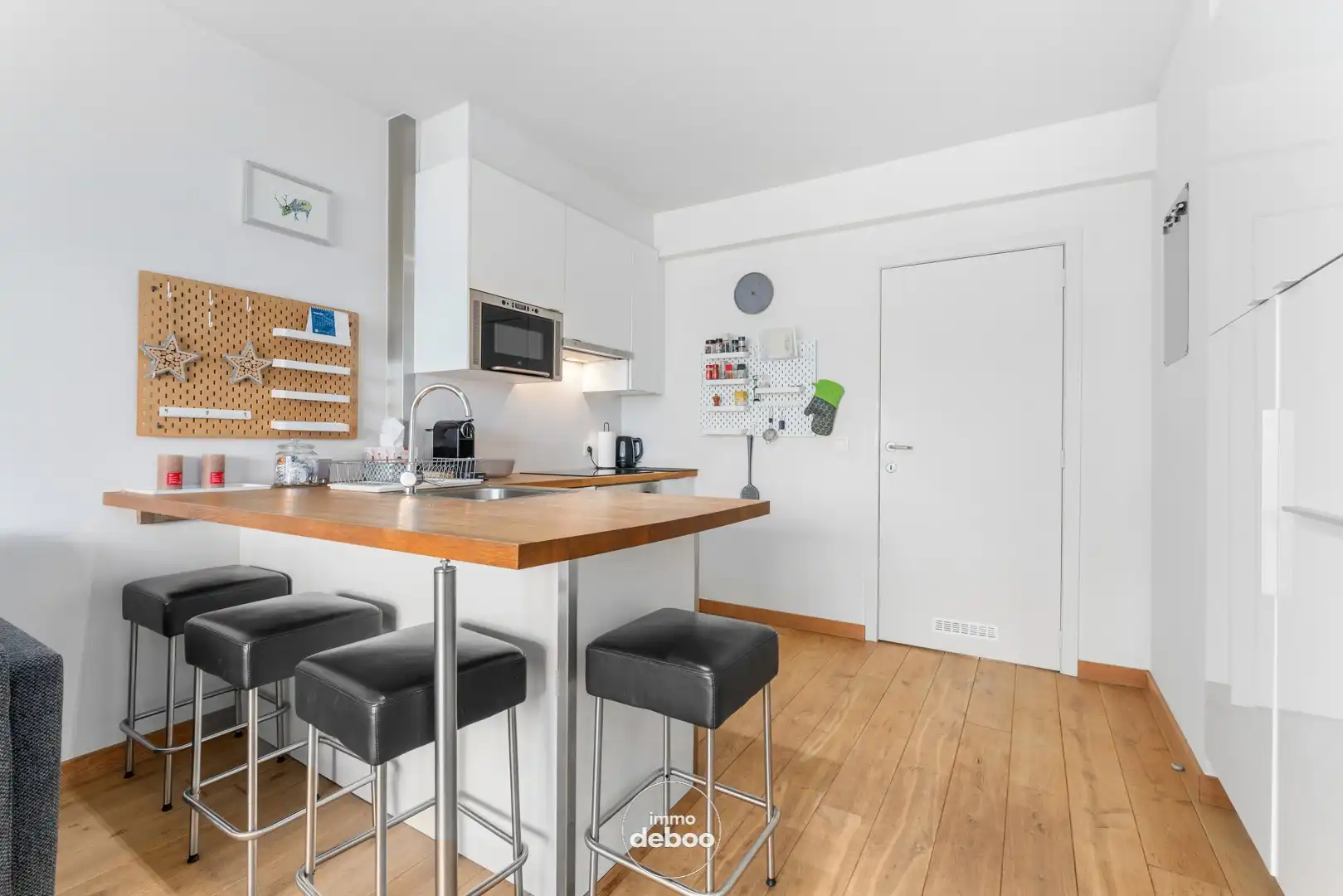 Instapklaar appartement met open zicht nabij het strand van Mariakerke foto 6