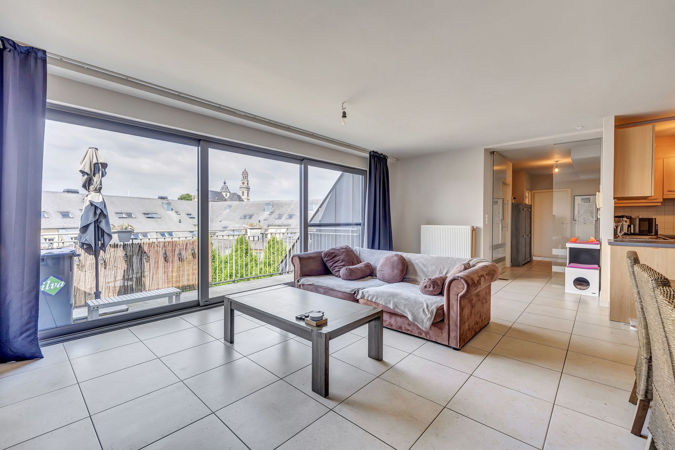 Uniek, energetisch appartement in centrum Ninove foto {{pictureIndex}}