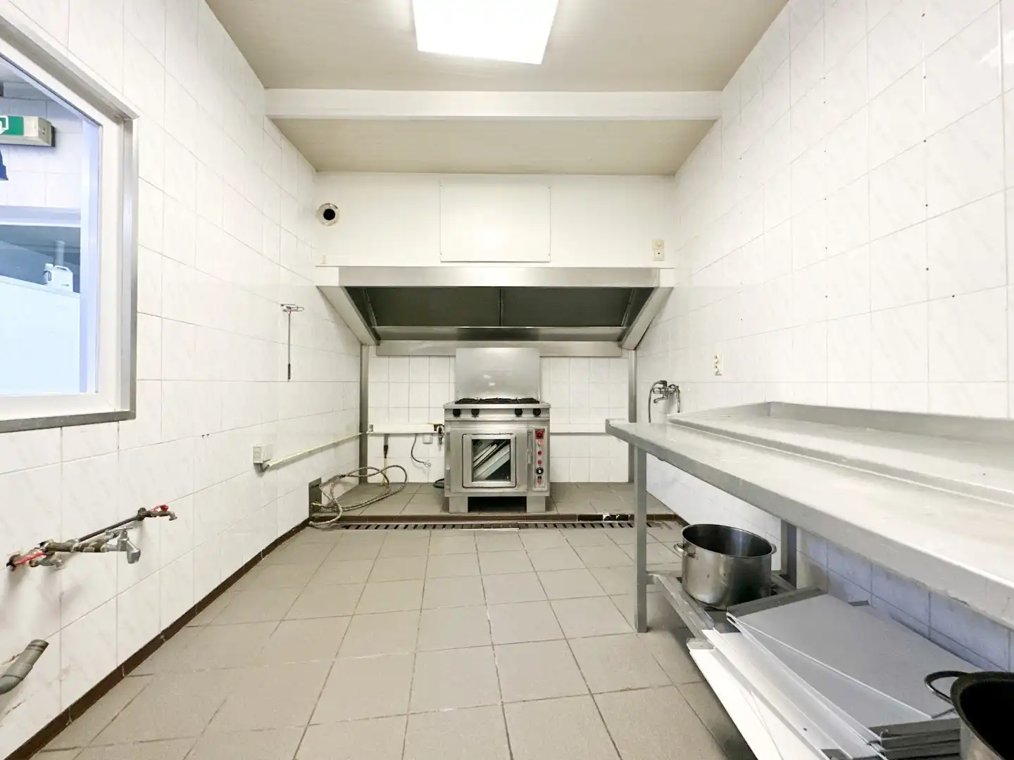 Handelpand met winkel, atelier en woonst, commerciële ligging, Torhout foto 14