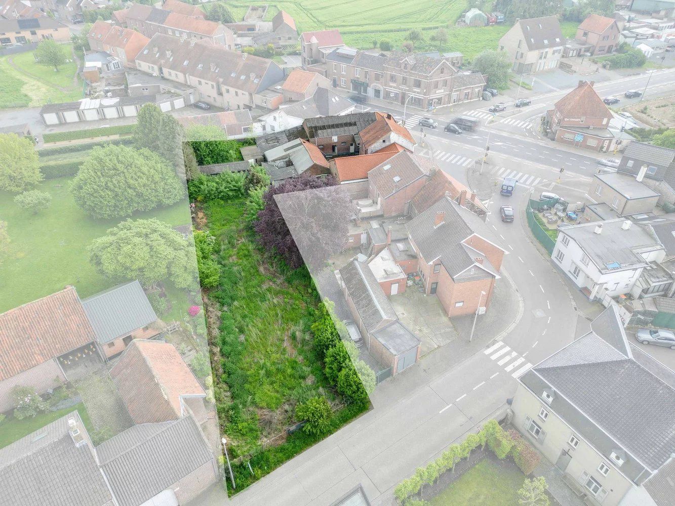 Hoeve op ruim perceel met extra bouwgrond foto 8