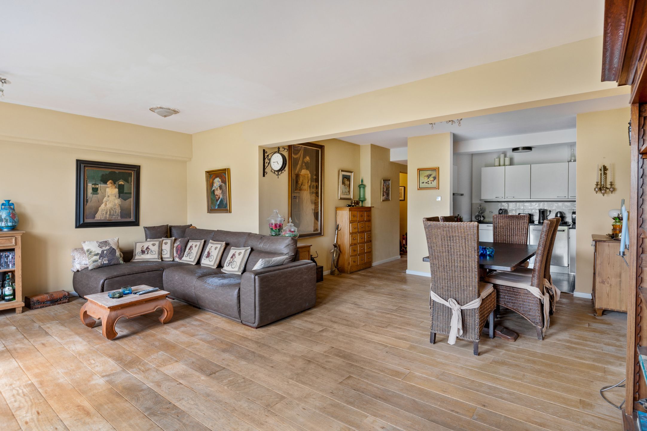 Tweeslaapkamer appartement op 7de verdieping met parkzichten foto 7