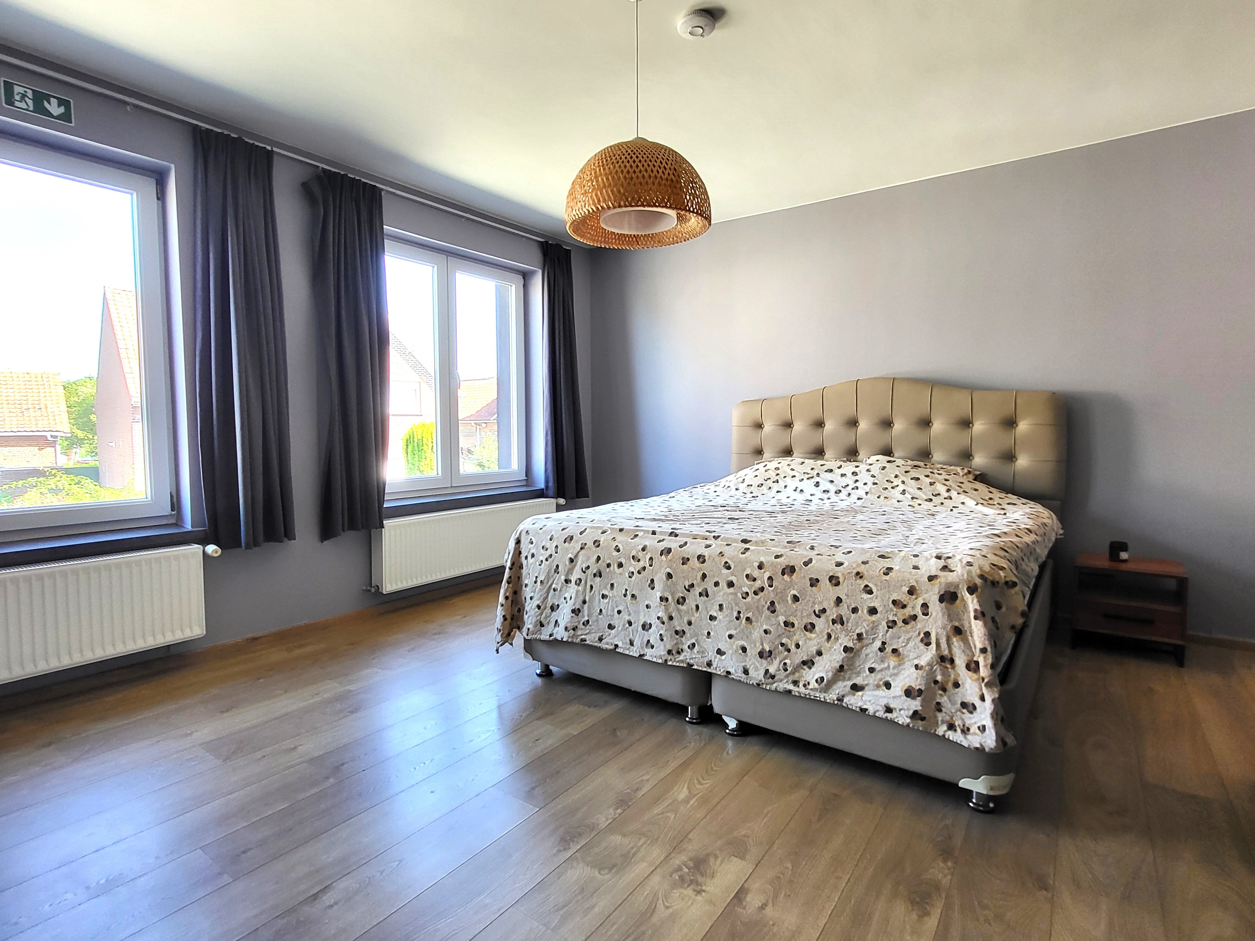 Prachtig gerenoveerde woning en bijgebouw op 571m² met commerciële doeleinden.  foto 18