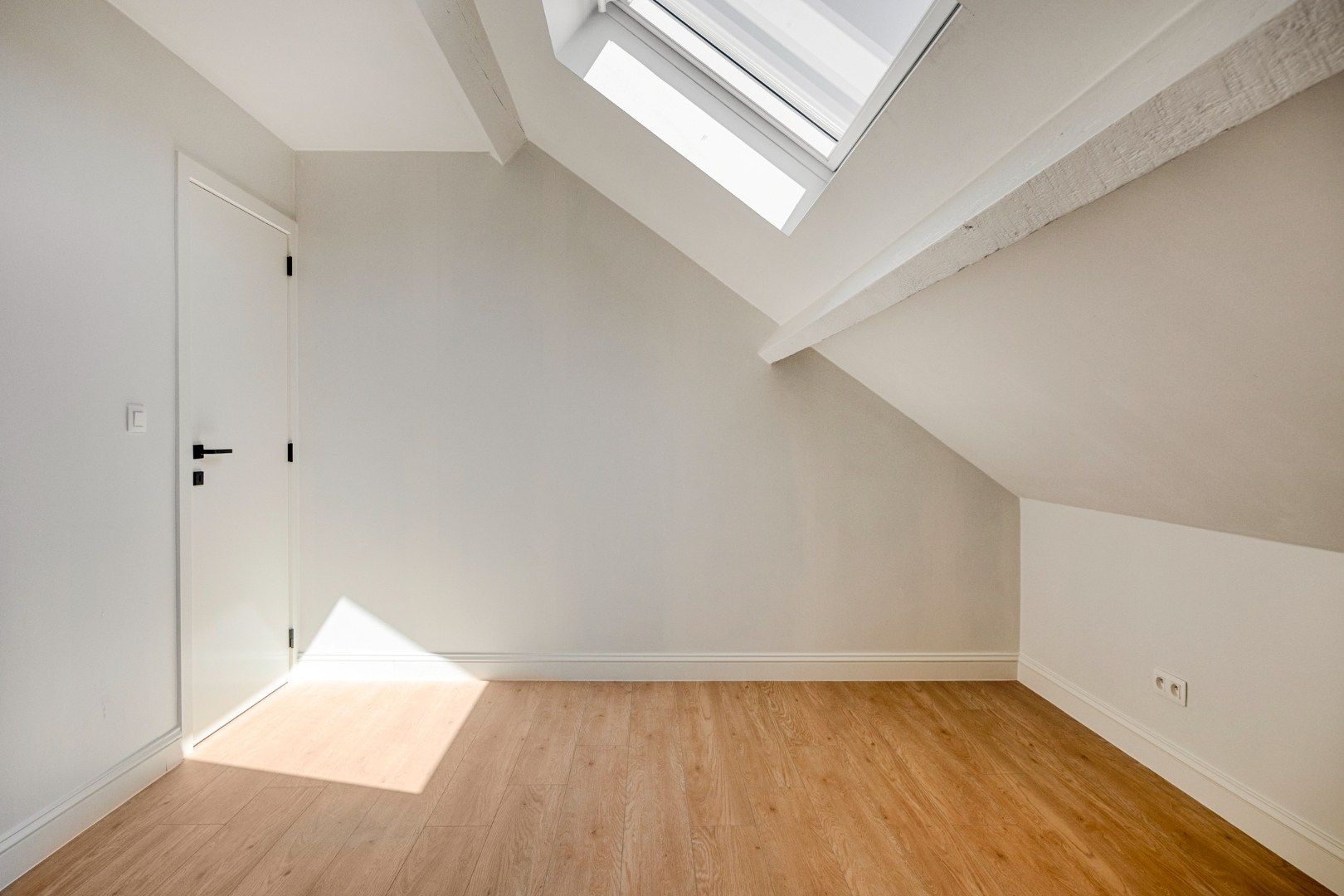 Totaal gerenoveerde woning met 4 slaapkamers en terras in het centrum van Leuven! – EPC 40 kWh/m² - bewoonbare oppervlakte 180 m²  foto 22