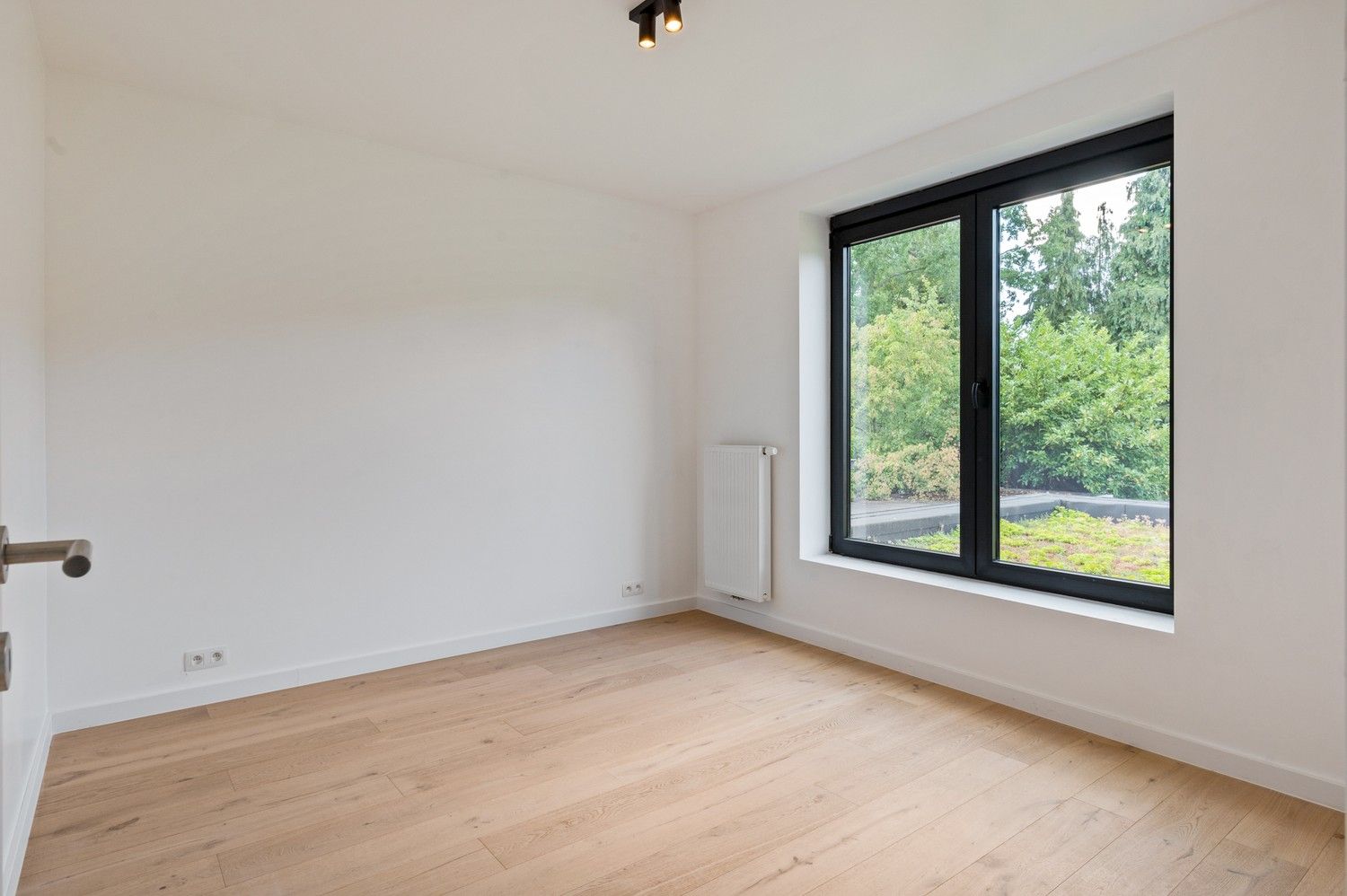 Halfopen nieuwbouwwoning met 3 à 4 SLPKS en grote tuin in Kapellen! foto 27