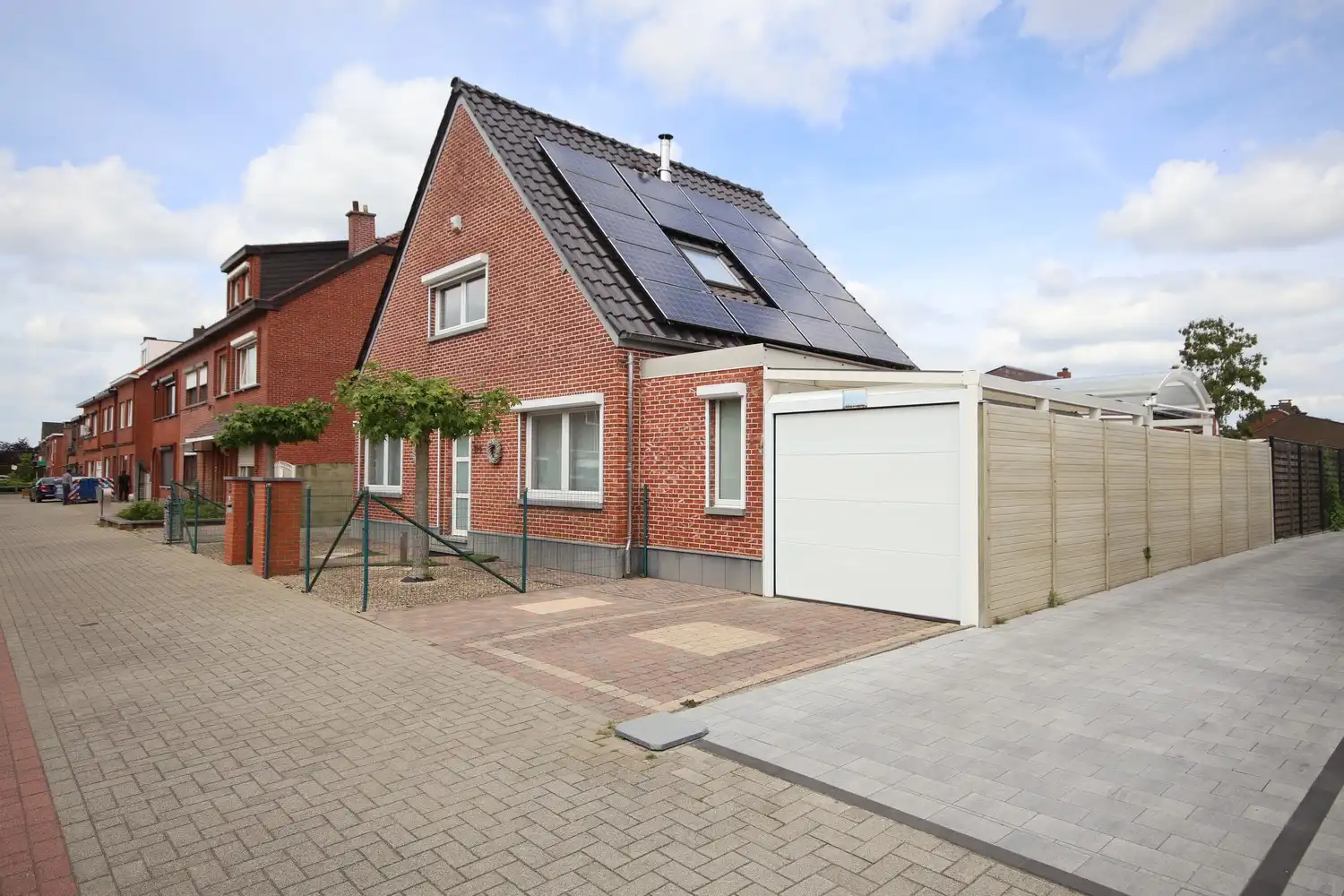 Gunstig gelegen woning met zeer veel lichtinval met minstens 2 slaapkamers foto 28