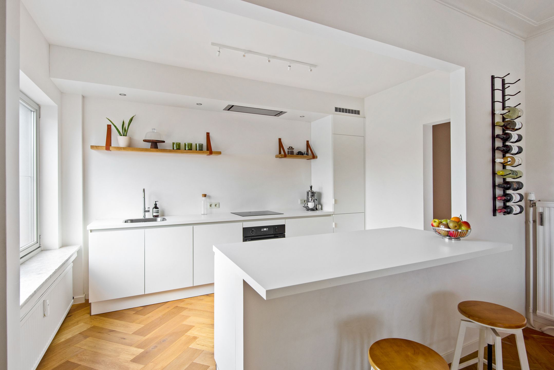 Prachtig gerenoveerd appartement - overdekt terras en garage foto 5