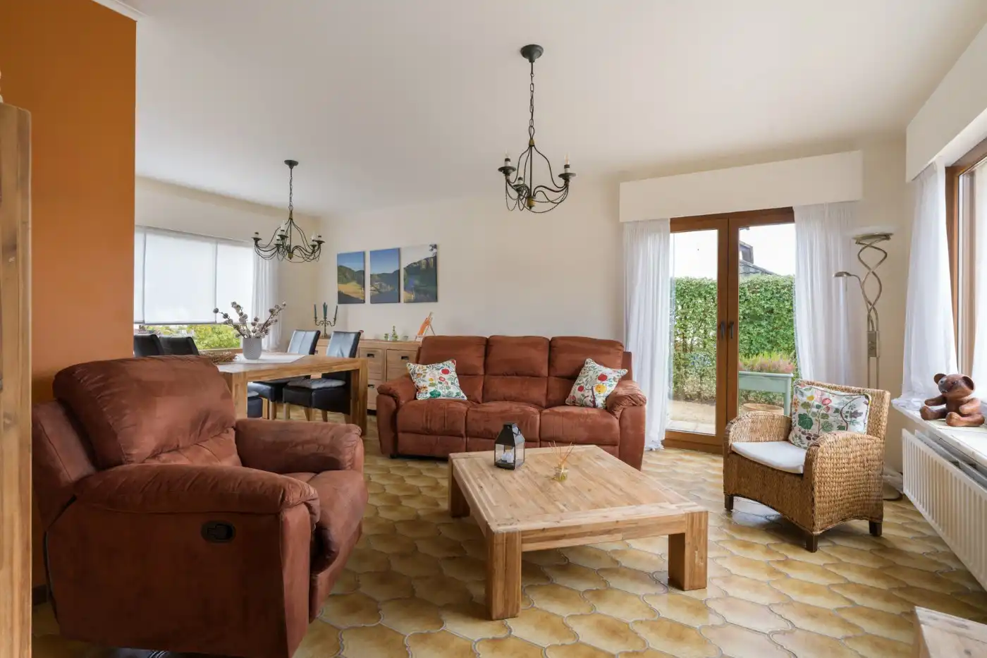Vrijstaande woning met 3 slpk. tuin en inpandige garage foto 5