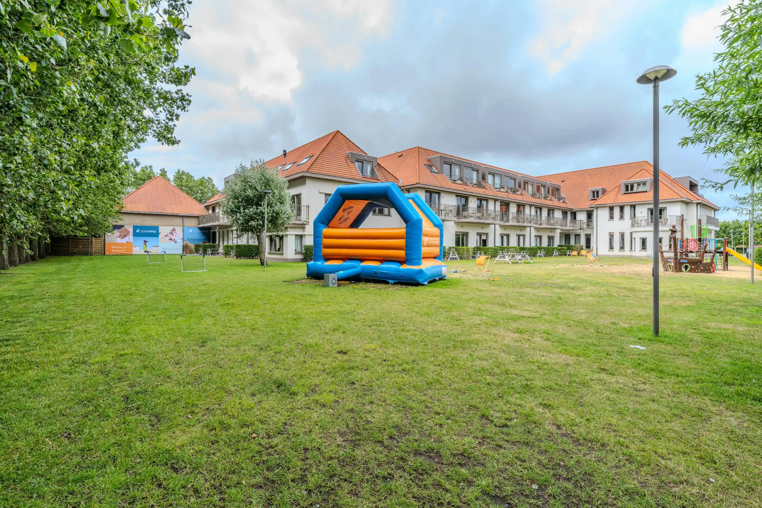 Instapklare studio te koop op een rustig domein te Westende! foto 33