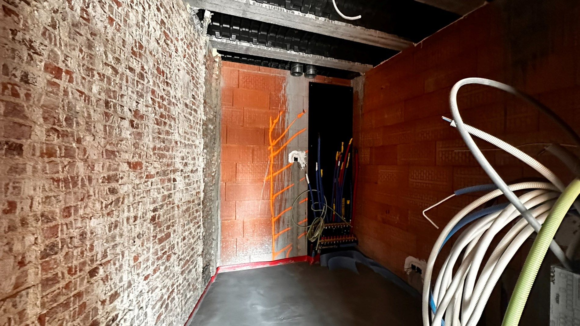 Karaktervolle "BEN" luxe appartement gelegen in het hart van Lokeren  foto 8