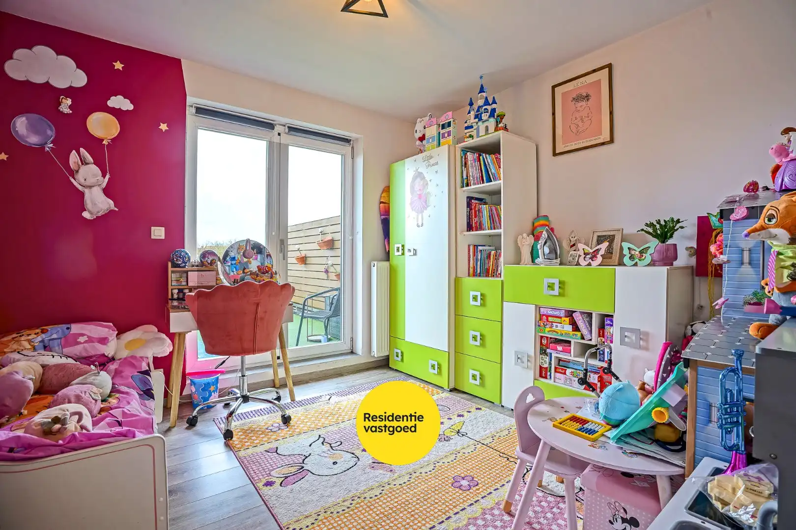 Recent appartement met privatieve tuin (346m²)  en ruim terras (40m²) in het centrum van Woumen! foto 12