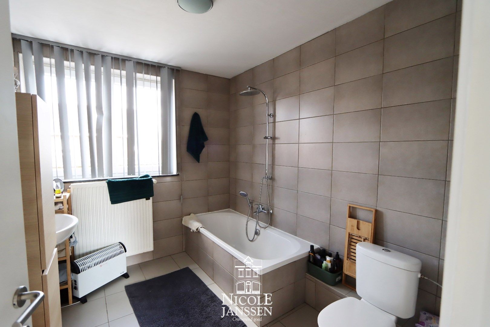 Energiezuinige rijwoning met drie slaapkamers foto 6