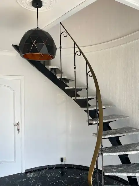 Instapklare woning met 4 slaapkamers en volledig omheinde tuin in landelijke omgeving van Rotem, Dilsen-Stokkem. foto 2