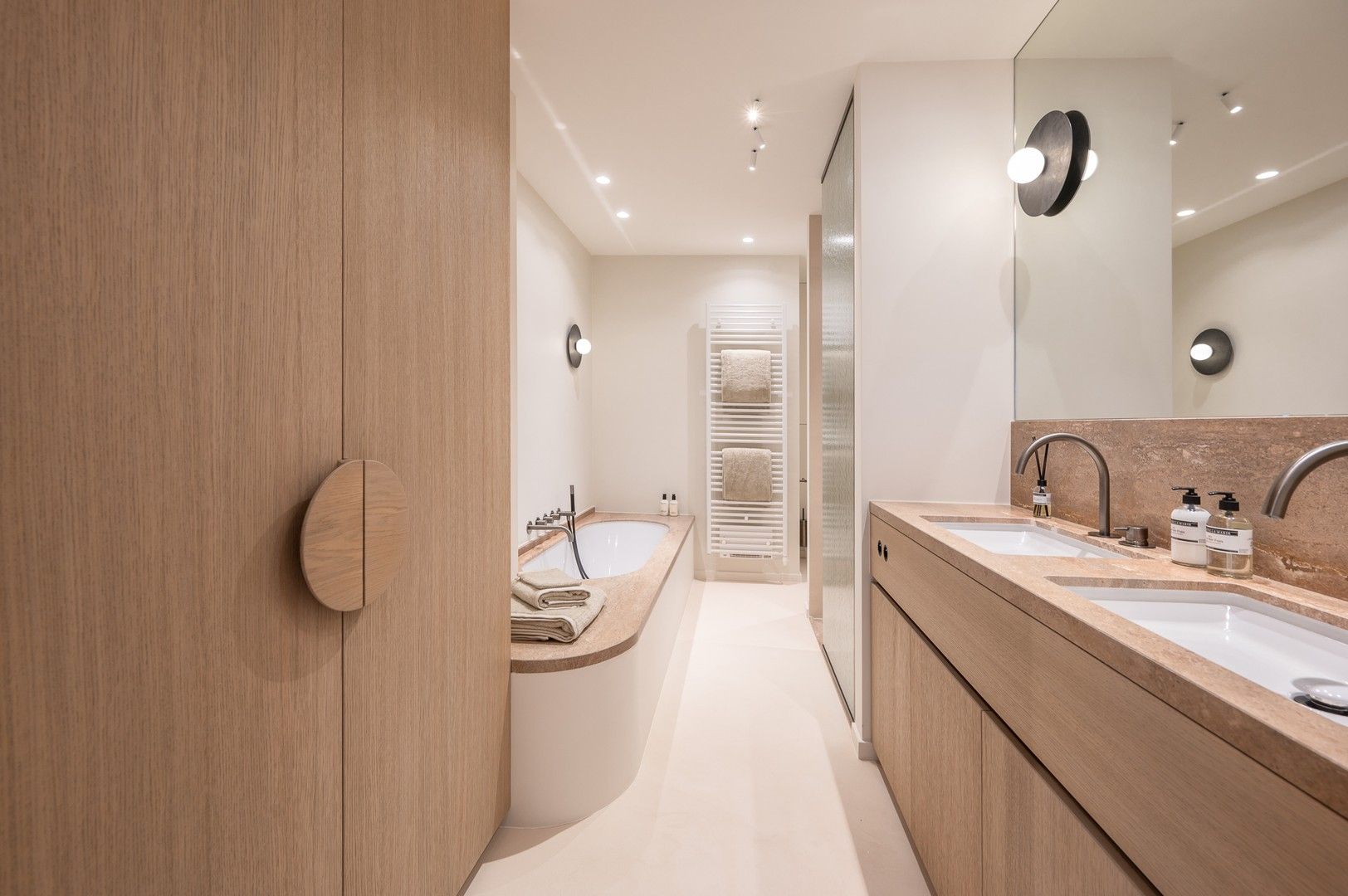Exclusief hoekappartement van 187 m2 met 4 slaapkamers in het Zoute. foto 14