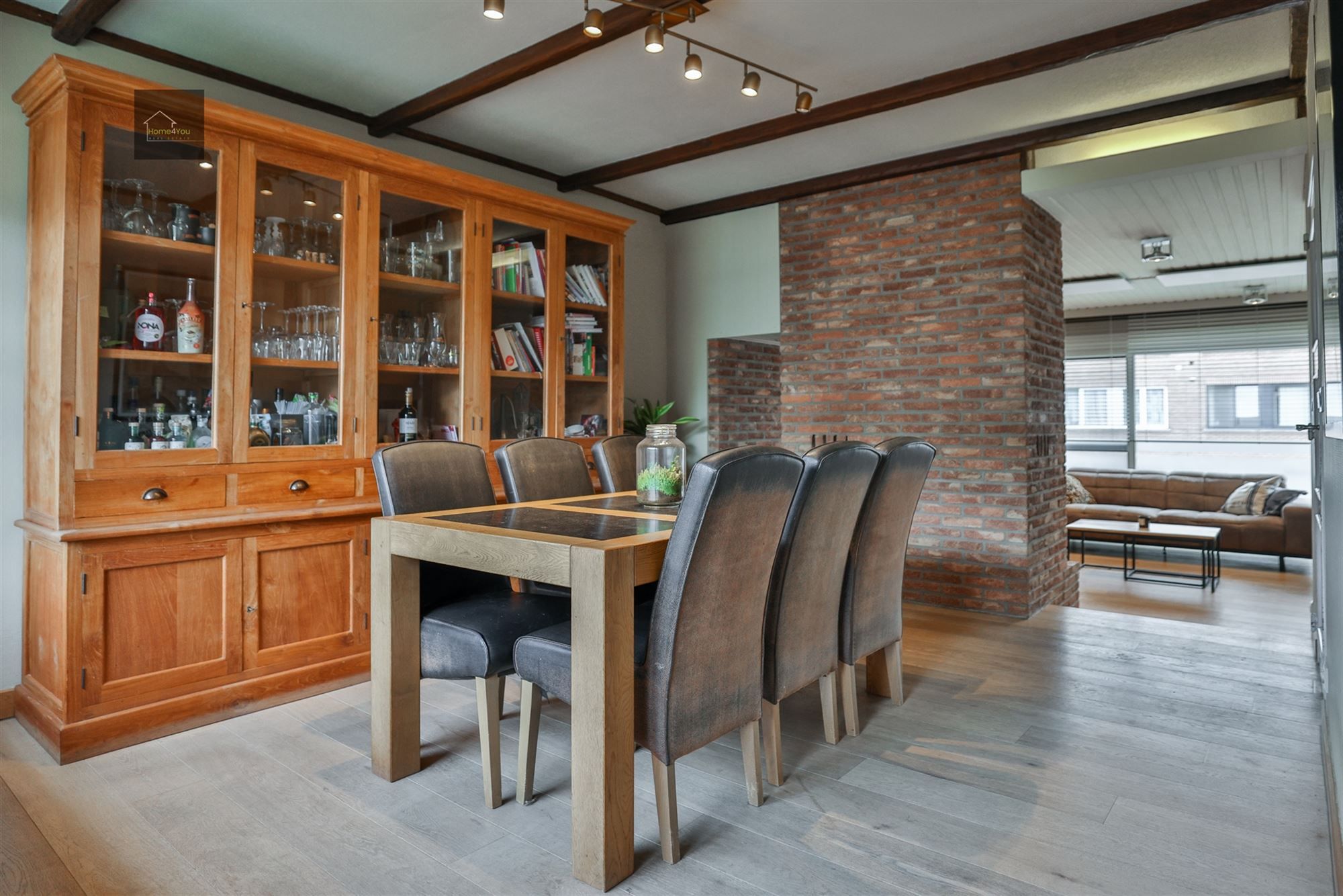 Bel-etage in Borsbeek met plek voor werk, leven én zalige zon in je tuin foto 8