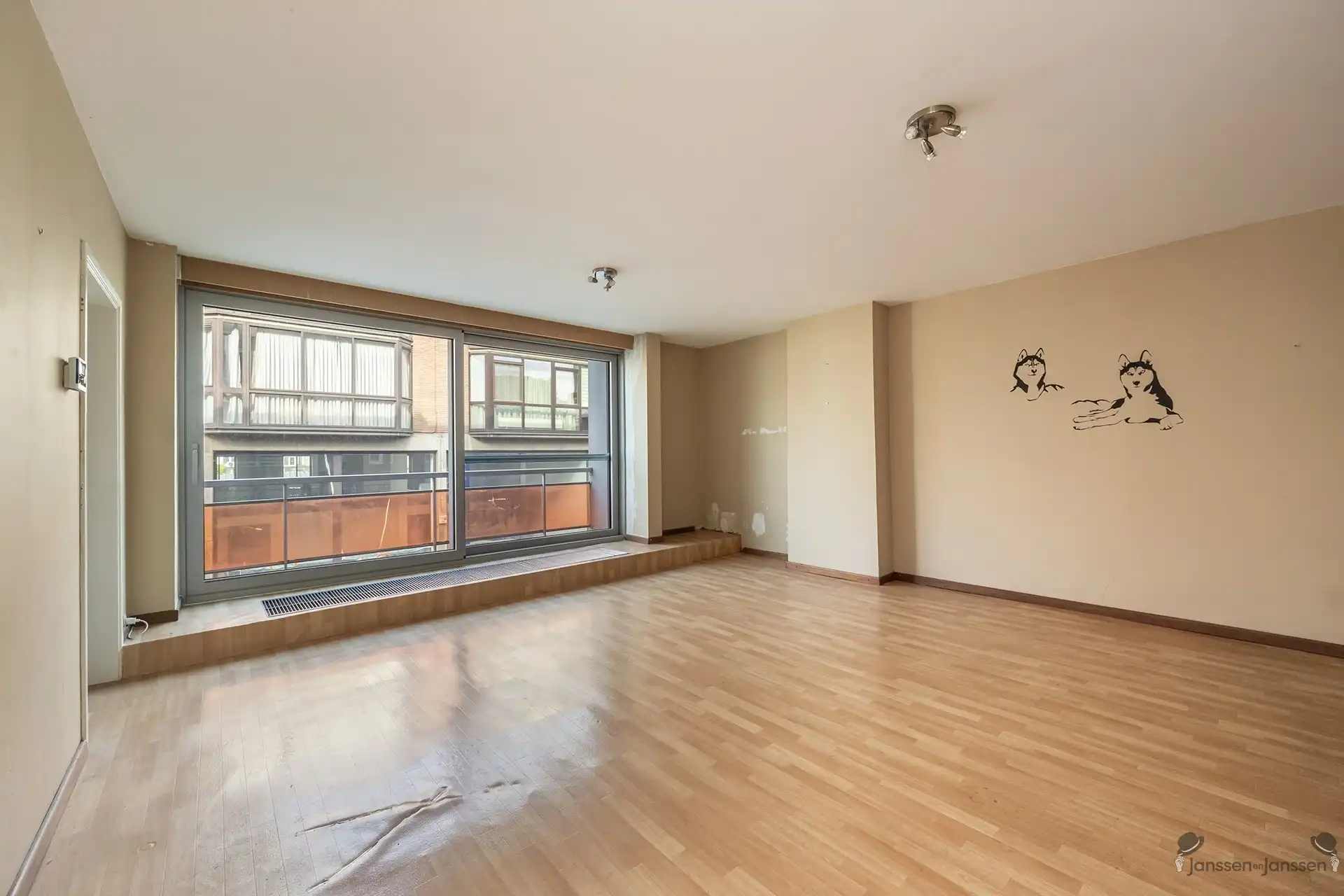 Charmant appartement van 83m² nabij centrum Merksem. foto 2