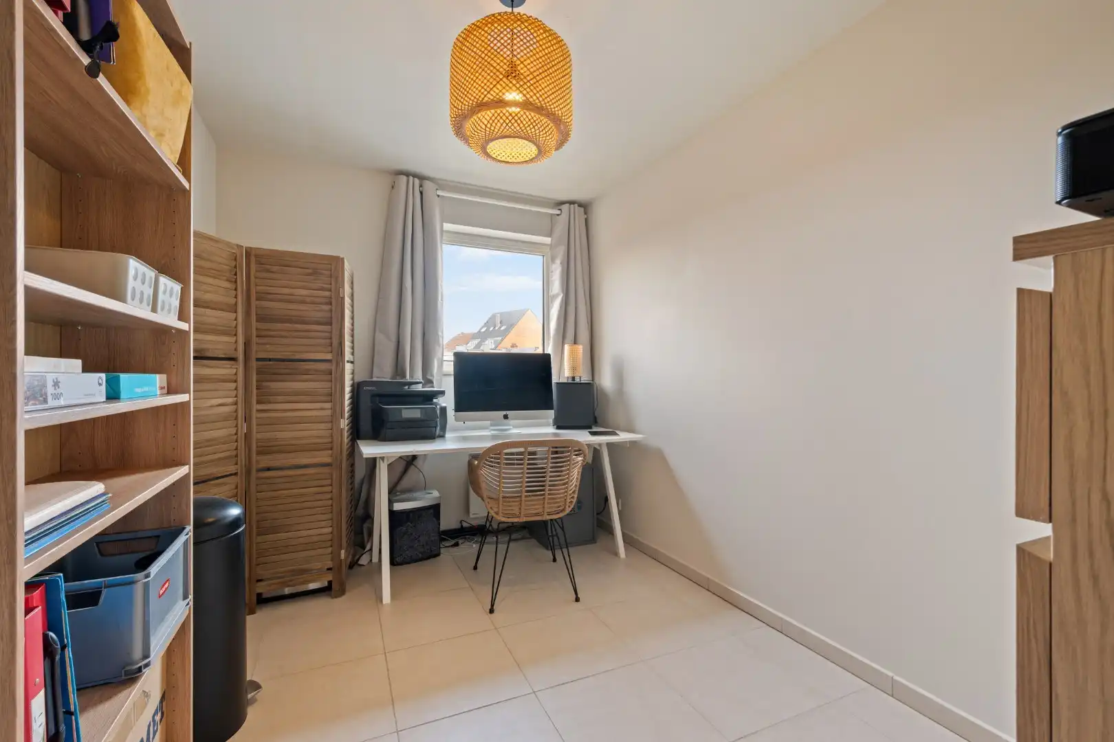 Verzorgd appartement met 2 slaapkamers, balkon, garage en berging in Menen-centrum foto 13