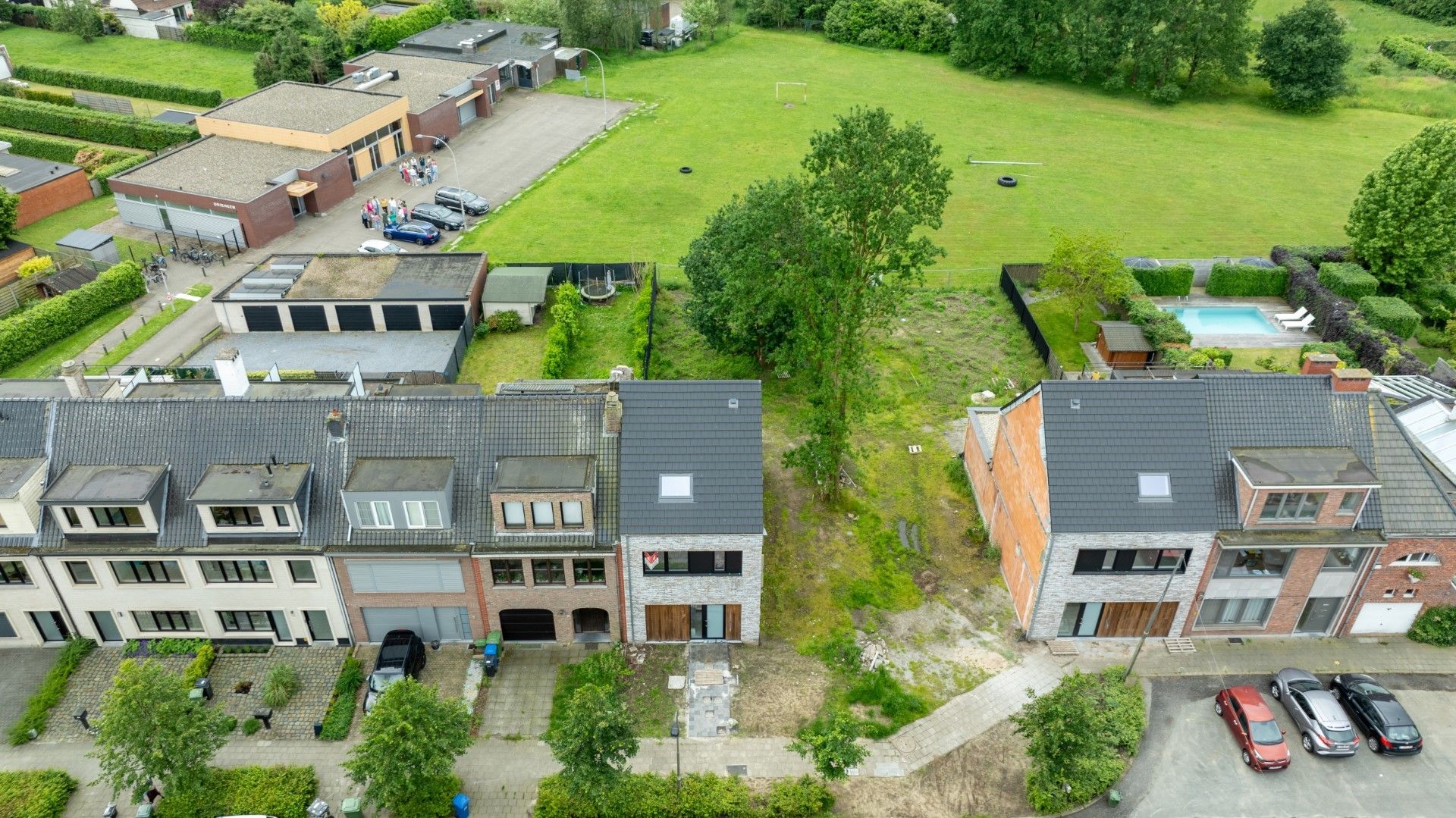 Energiezuinige gezinswoning met 4 slpk’s en zongerichte tuin foto 3