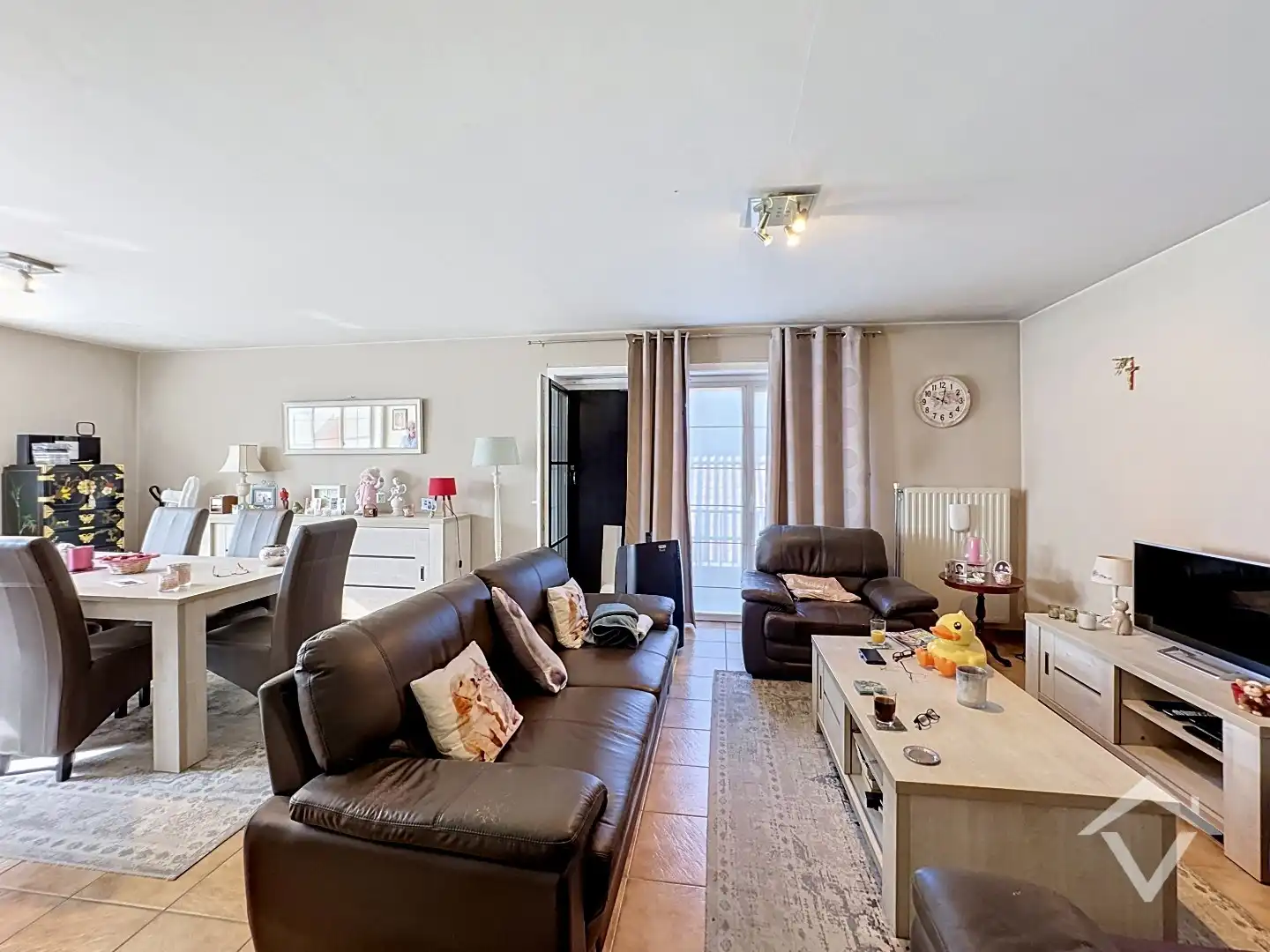 Instapklaar appartement van 98m² met ruime garage op topligging te Harelbeke foto 4