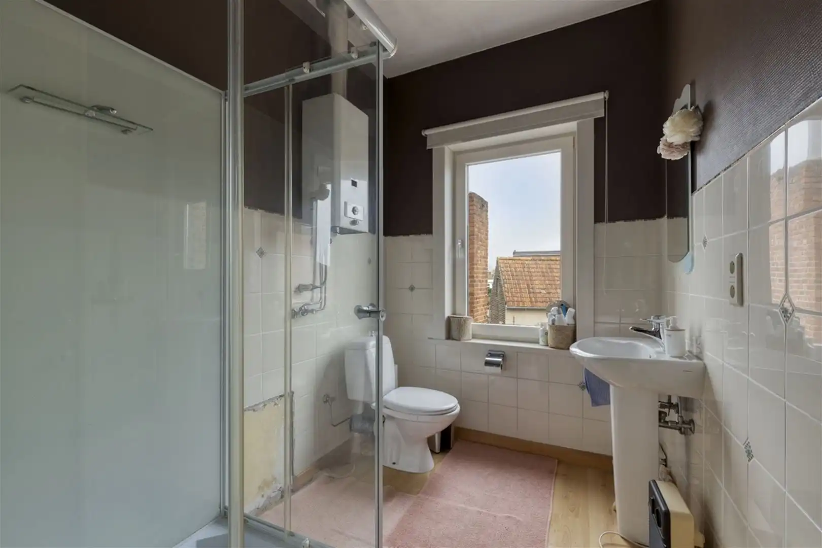 RUIME WONING MET 3 SLKS, 2 BADK & TOEGANKELIJK VIA TUIN !!! foto 18