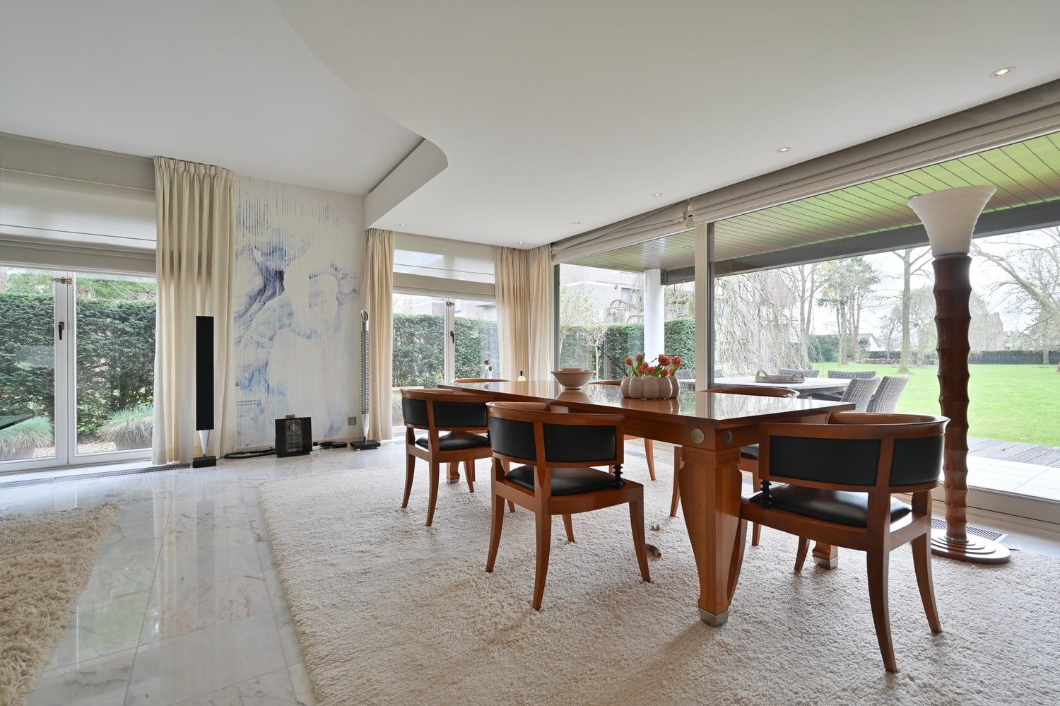 Exclusief, gelijkvloers villa-appartement van 275 m² met 4 slaapkamers, op unieke locatie in Parkdomein Petersheim, nabij het centrum van Lanaken foto 7