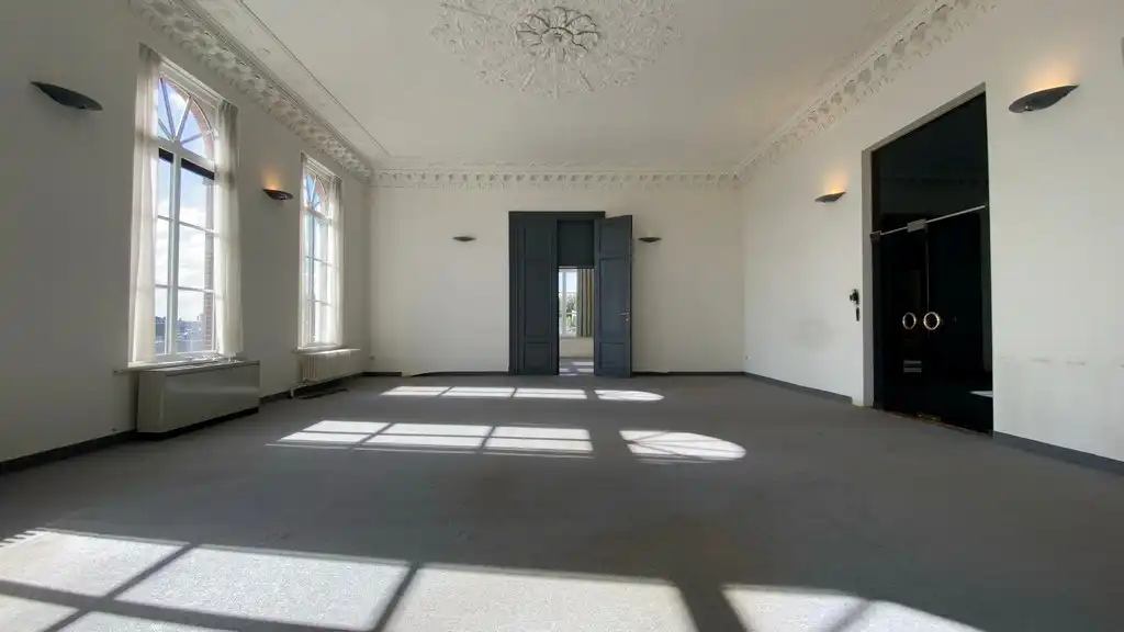 Kantoren te huur in voormalige directeurswoning in Gent foto 6