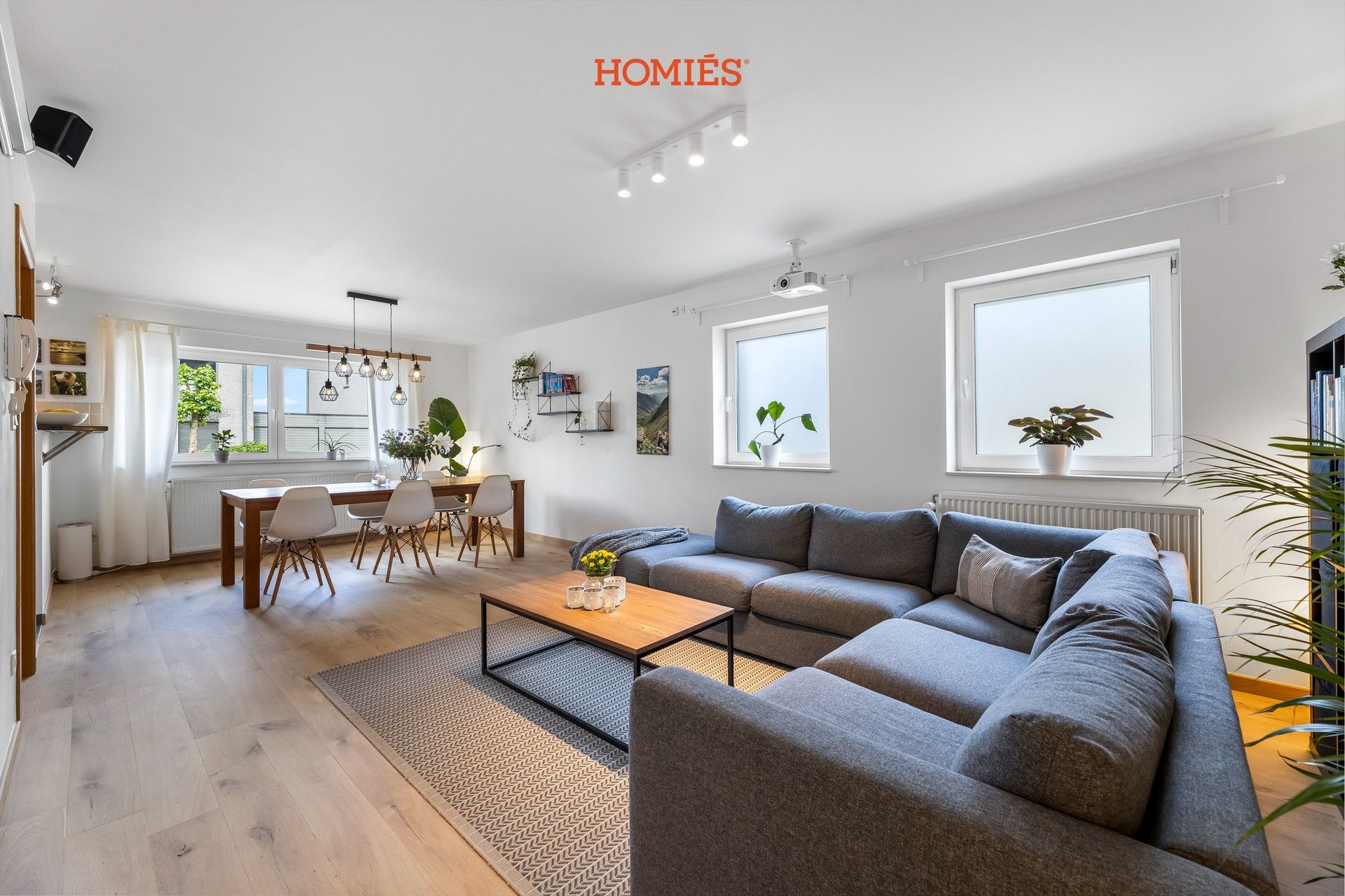 Instapklaar en energiezuinig gelijkvloersappartement foto {{pictureIndex}}